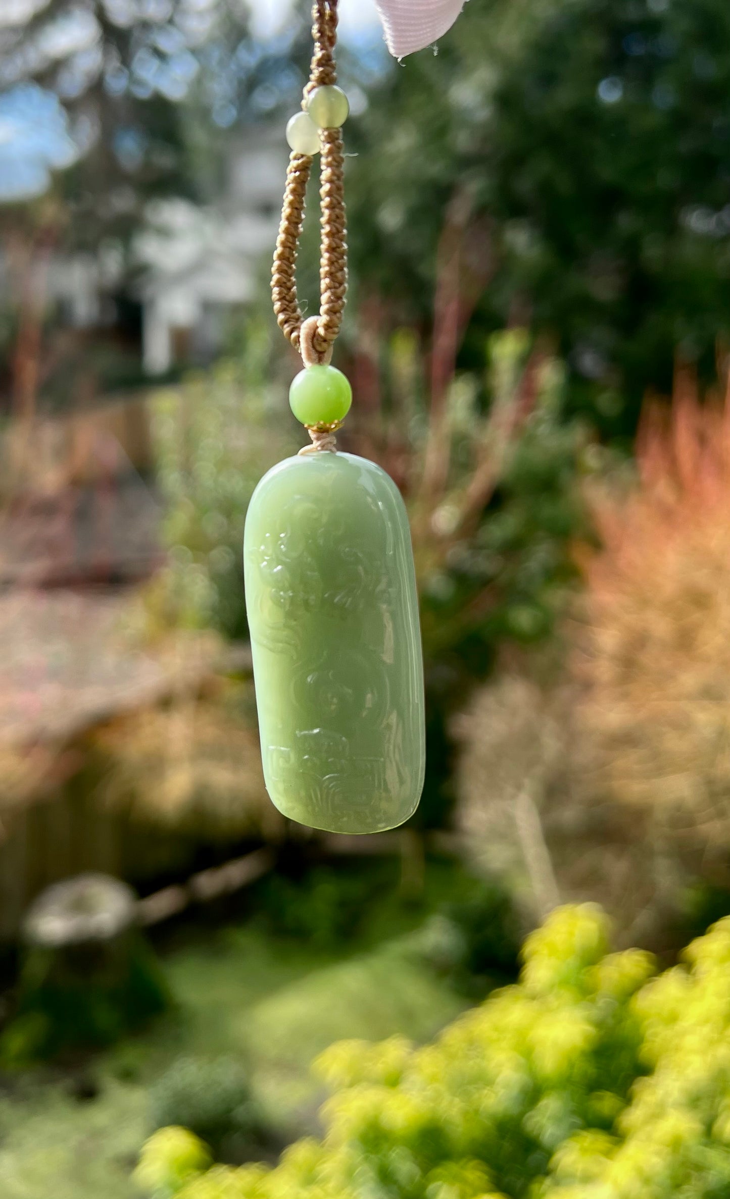 Certified natural nephrite green jade/Siberian green nephrite carved Pixiu pendant necklace/bluish green nephrite天然精品 俄料碧玉 粉青碧玉貔貅吊坠#6053 起莹光