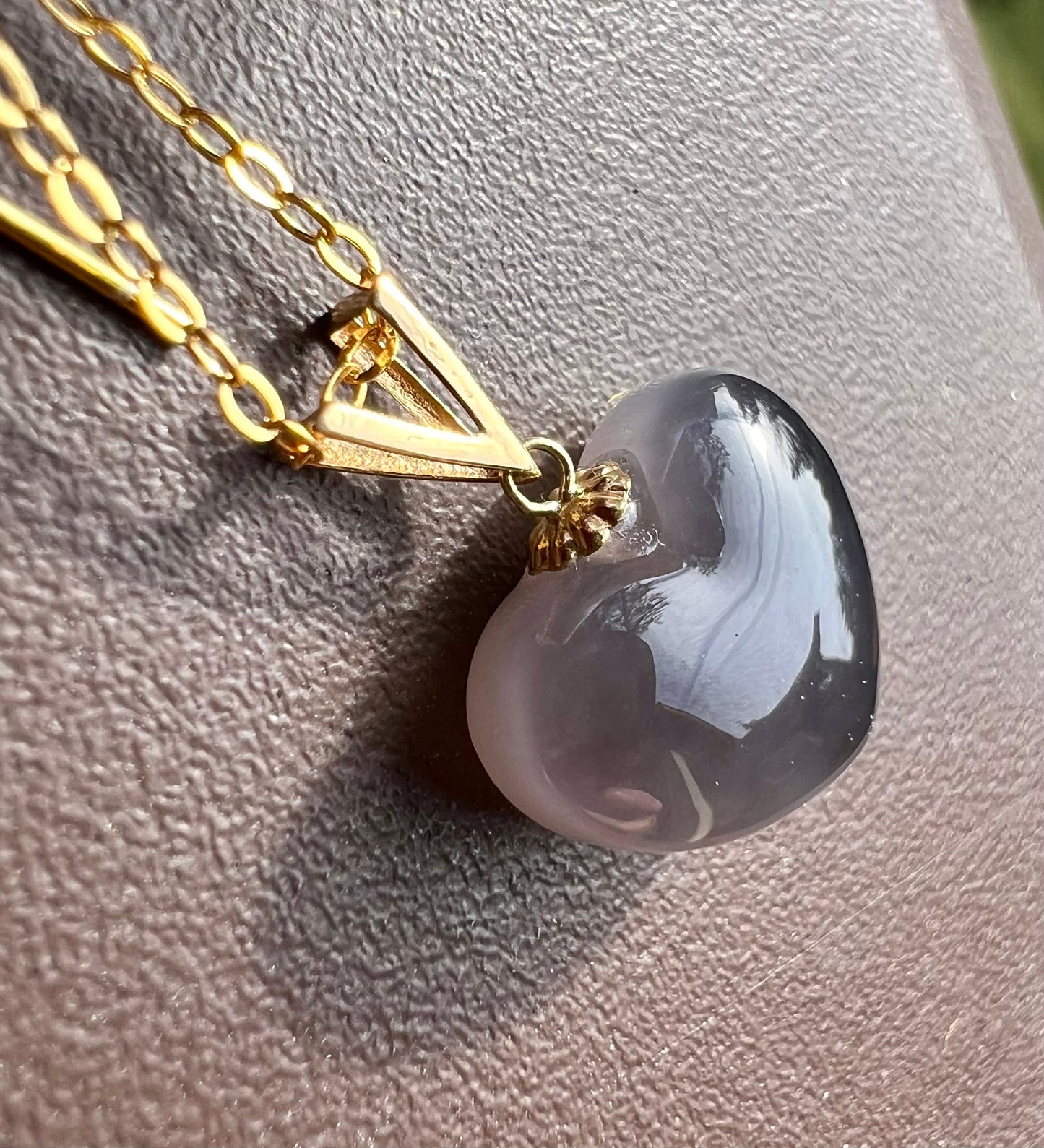 Certified natural jade/icy purple nephrite heart shaped pendant necklace/grape purple nephrite /gold 18k天然 青海烟紫玉 冰葡萄紫 心形吊坠#1401 纯银链 18k金扣头