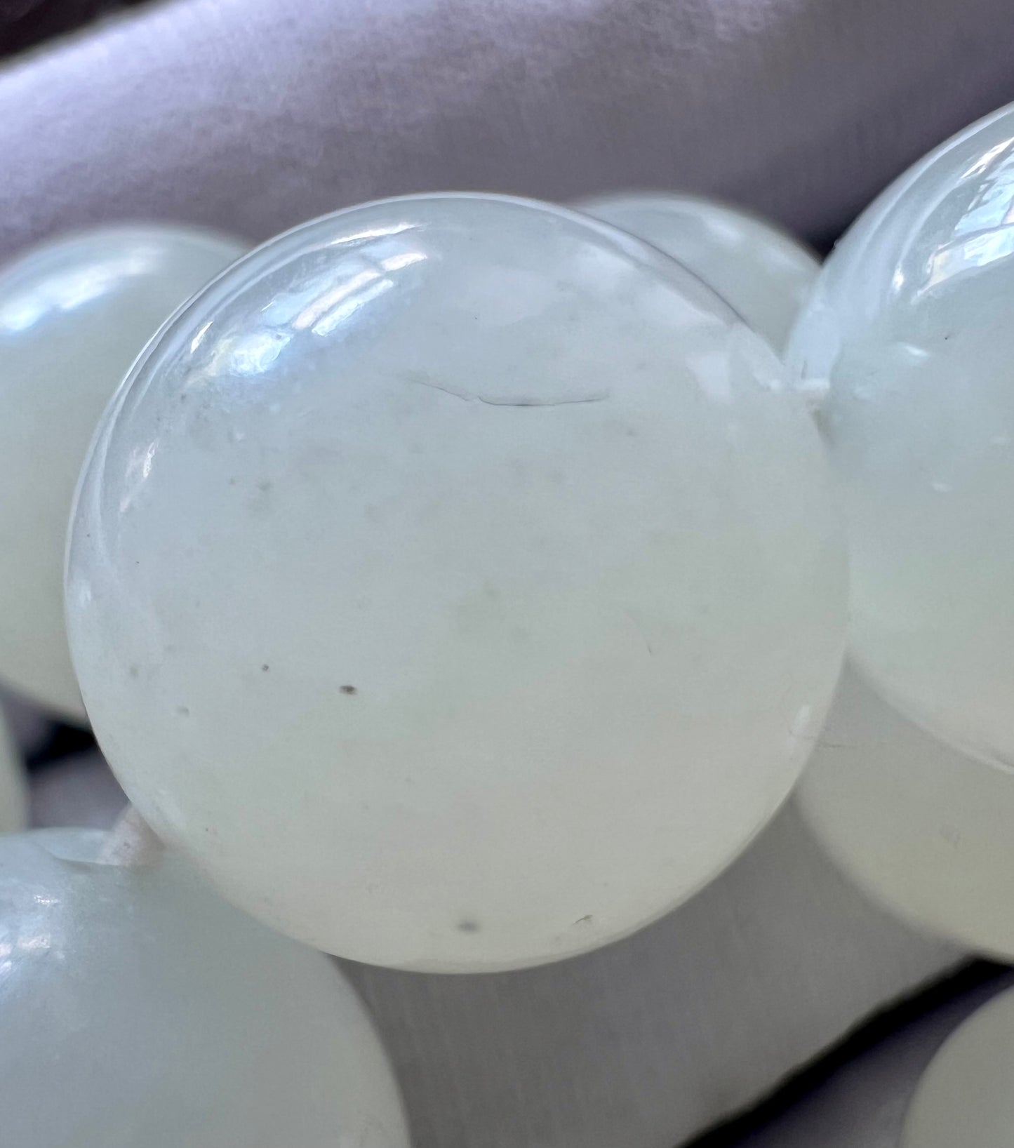 12.1mm Certified natural jade white Nephrite with Ink-dotted Qinghua bracelet/Heishan oily white nephrite/Good whiteness 天然软玉 点墨青花白玉 圆珠手串 #1181油白细润