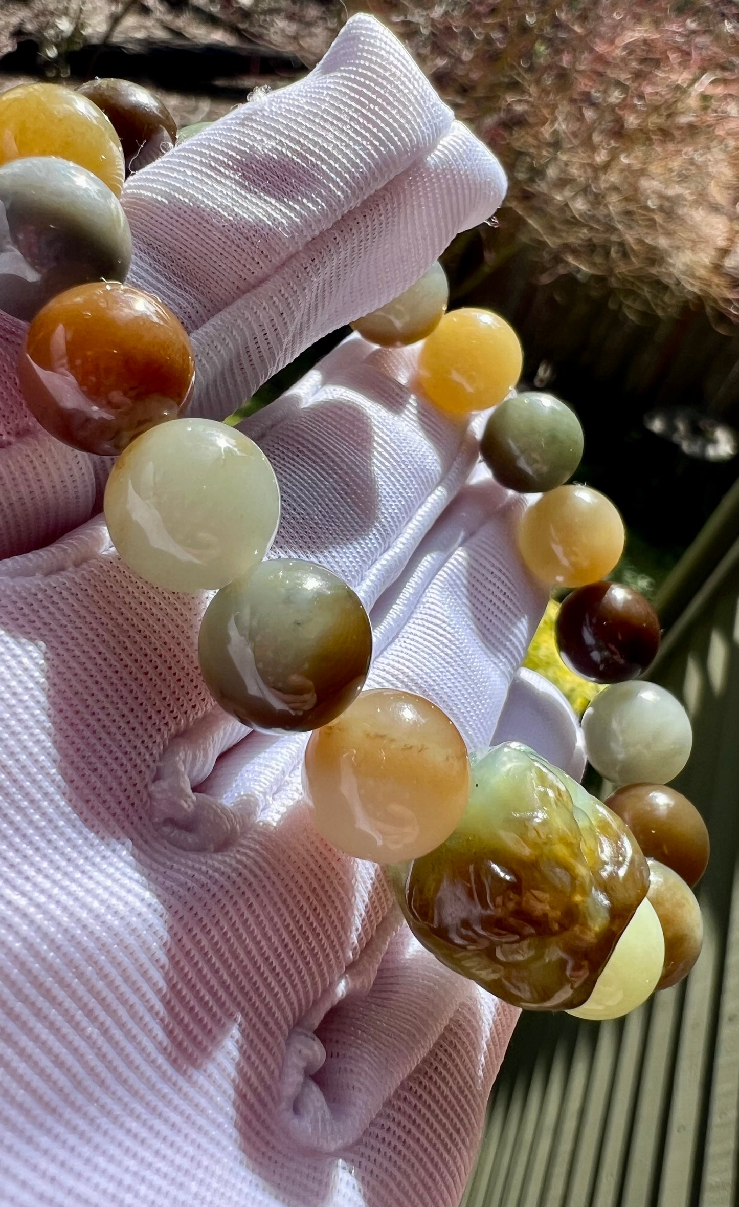 10mm Certified natural jade /Qinghua Loulan multi color nephrite bracelet天然三色手串 油熟细糯#7168 搭配糖青玉雕刻醒狮
