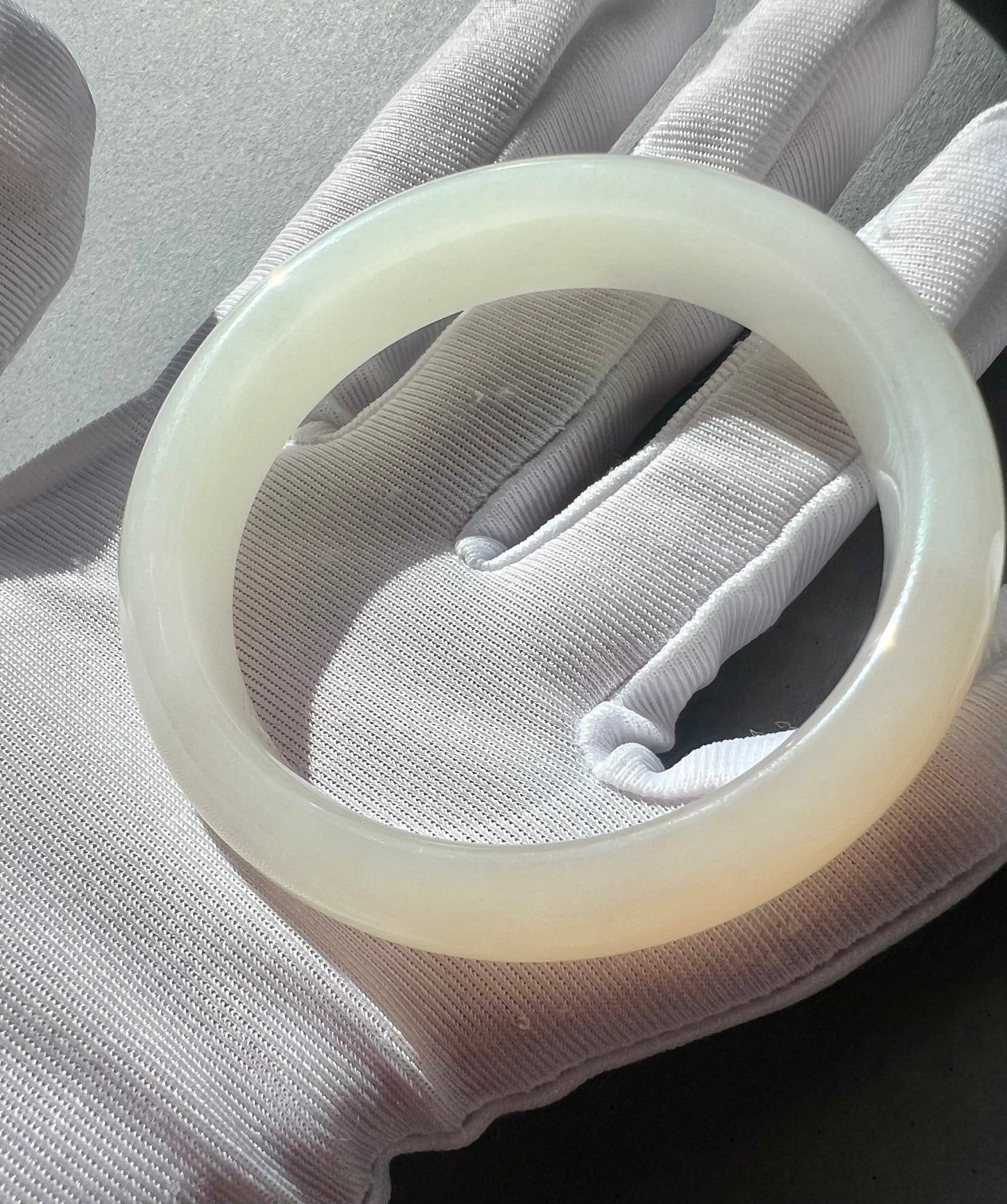 53.3mm Certified natural jade/Qinghai lotus pink and white nephrite bangle/bracelet/Two-tone nephrite/天然 青海藕粉玉白玉 粉白双色镯 正圈手镯 平安镯 #6392