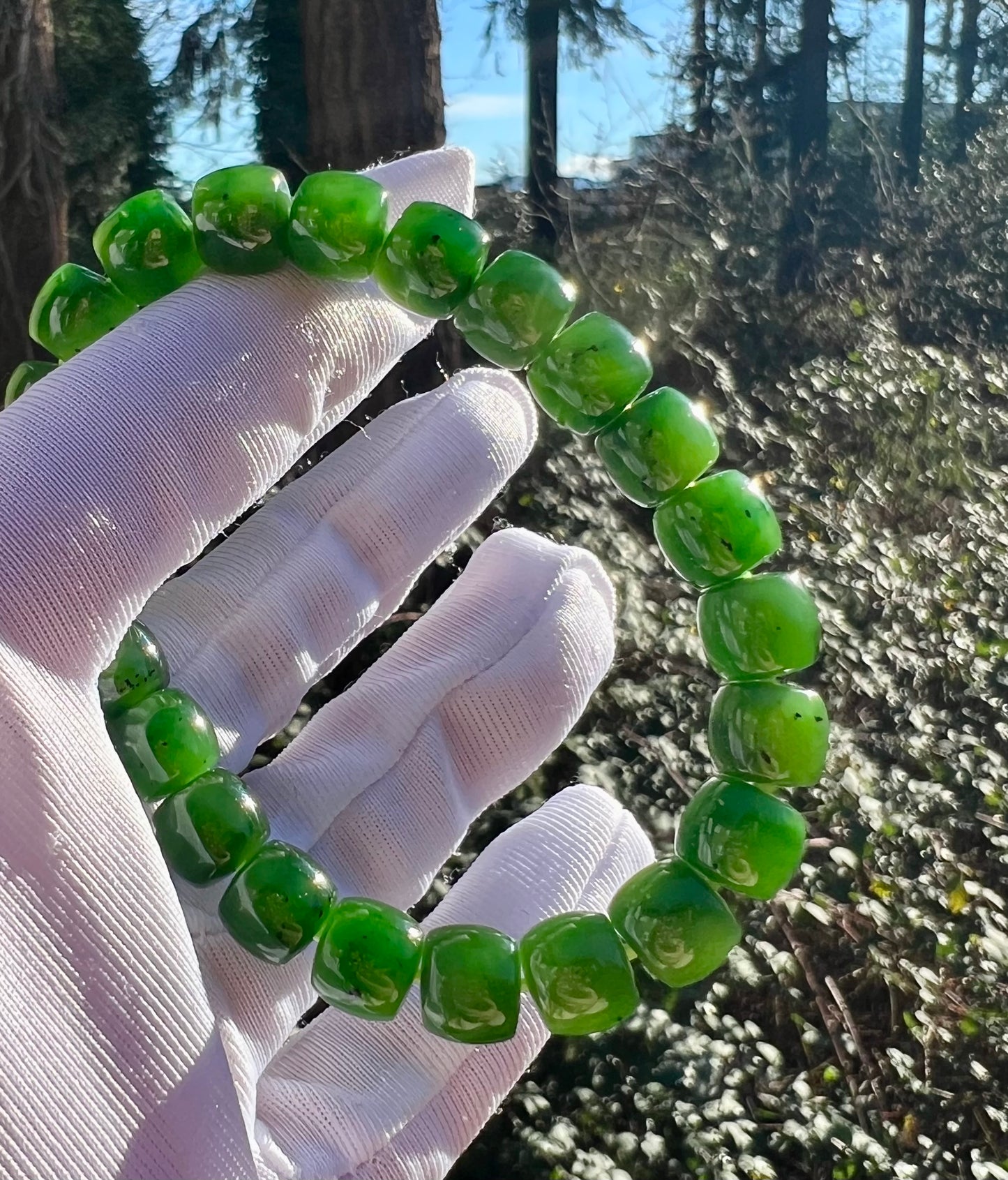 9*8mm Certified Natural jade/Siberian Green Nephrite bracelet /icy green/straight cut beads天然精品 俄料碧玉 冰底辣阳绿菠菜绿 直切珠 #4684