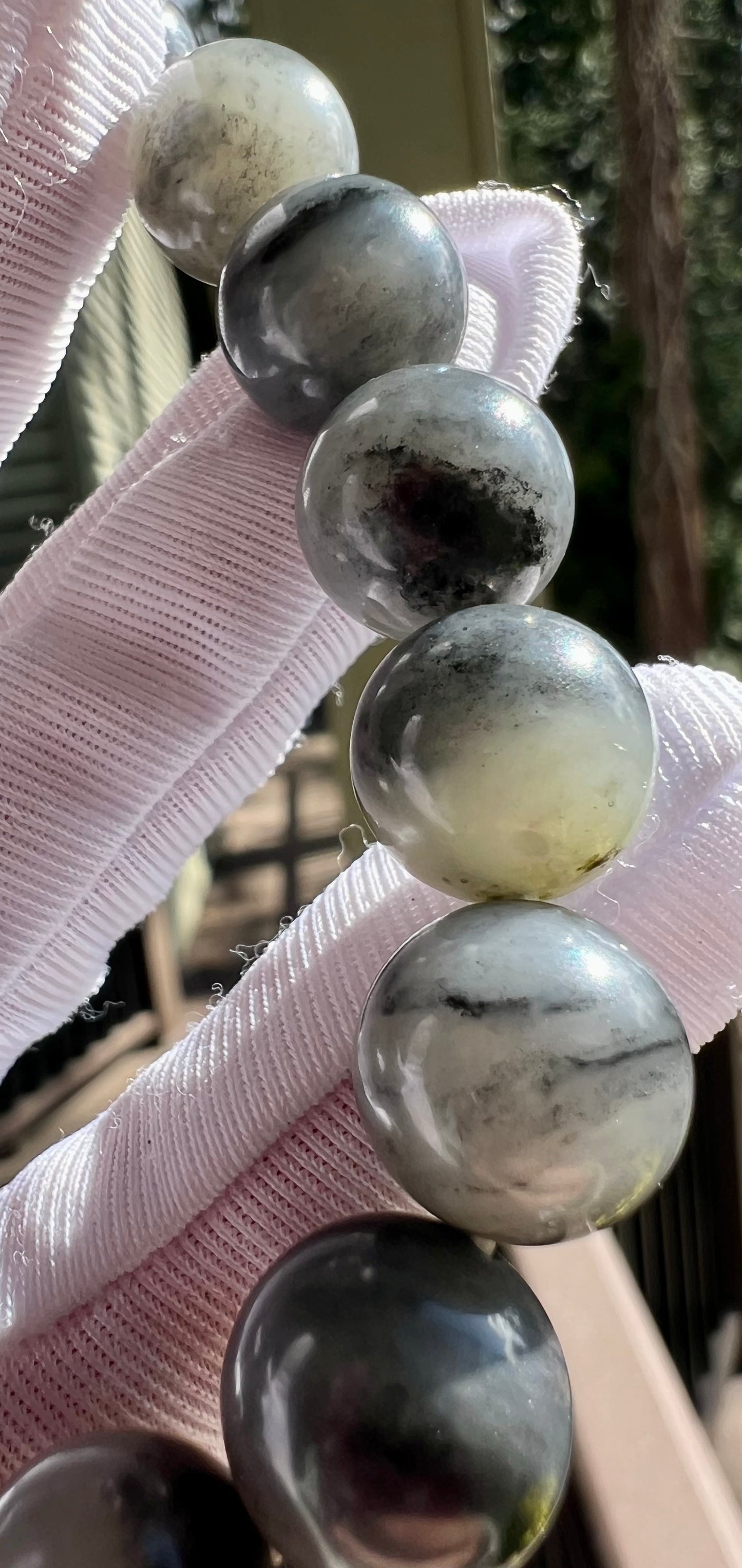 12mm Certified natural jade pebble/black and white nephrite/Qinghua nephrite pebble beads bracelet 天然精品 籽料青花手串 一线天/聚宝盆 #7235 特别油糯