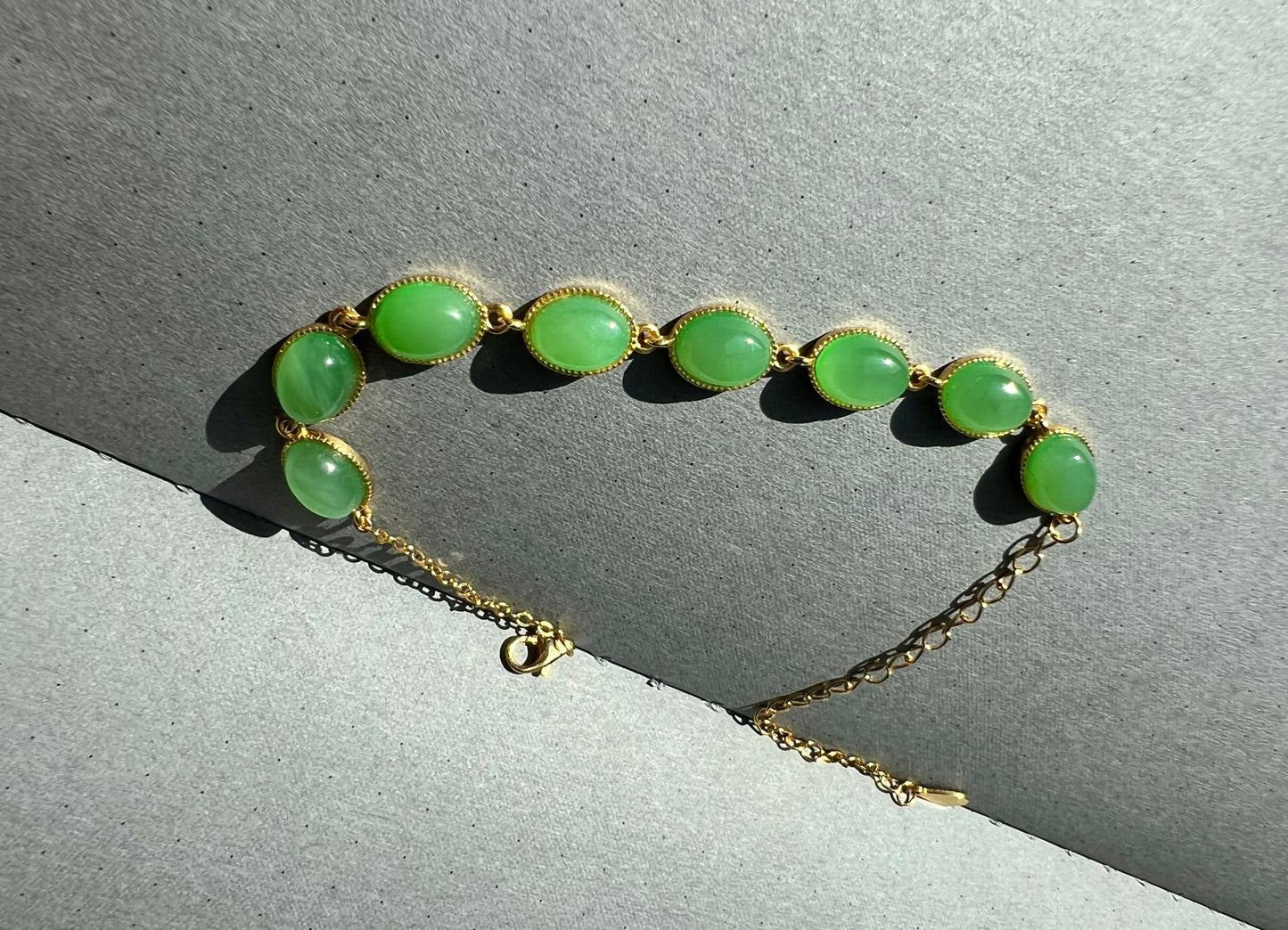 Certified natural nephrite green jade/Siberian green nephrite inlaid S925 bracelet /apple green 天然精品 俄料碧玉蛋面镶嵌纯银手链 #2205 鲜果绿