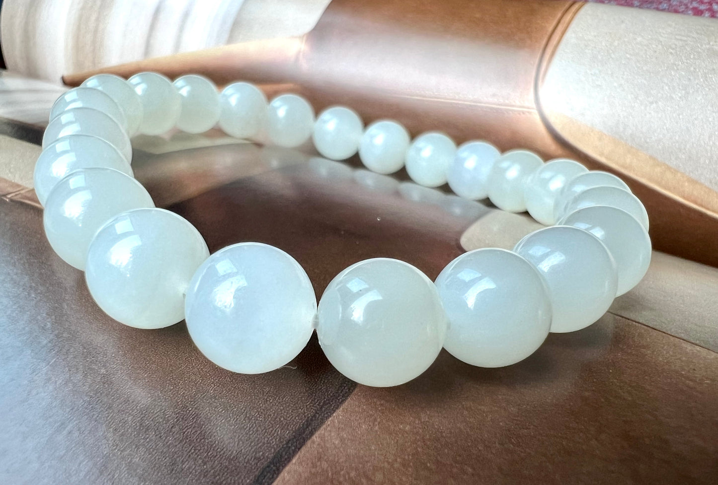 9.8mm Certified natural jade /Qinghai icy white nephrite bracelet 天然青海老矿白玉手串 白月光 冰润细糯#4385
