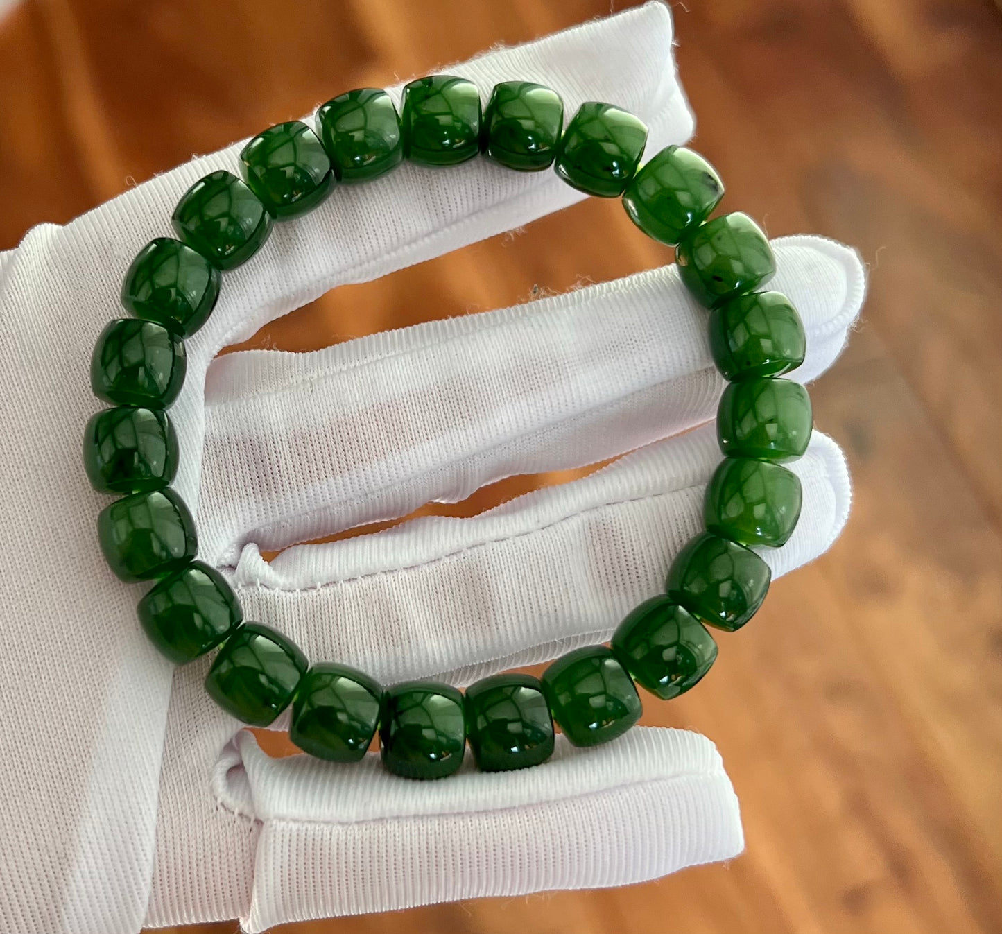 9*8mm Certified Natural jade/Siberian Green Nephrite bracelet /icy green/straight cut beads天然精品 俄料碧玉 冰底辣阳绿菠菜绿 直切珠 #4684