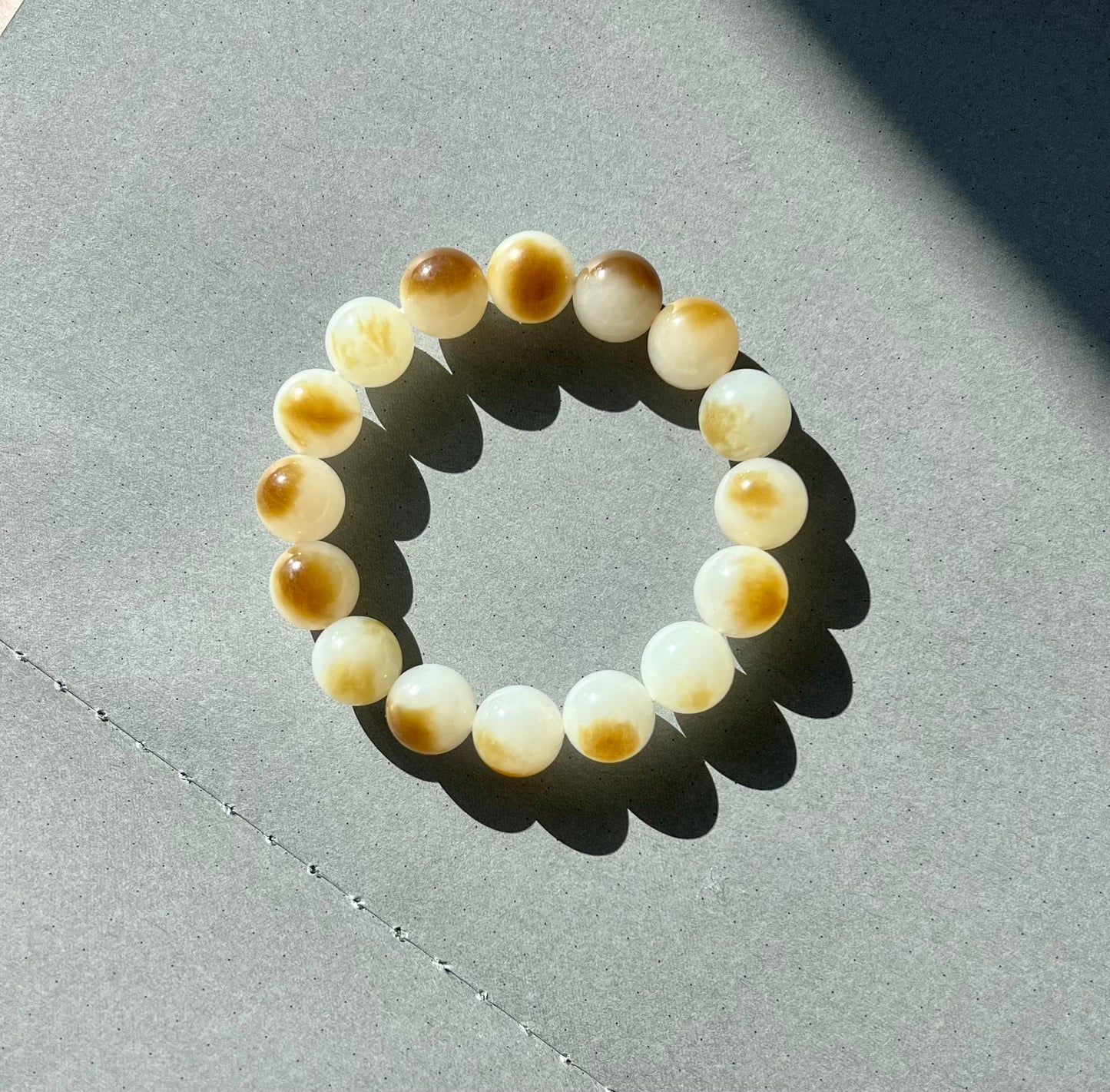 12mm Certified natural jade/Siberian golden brown white nephrite bracelet/ Charcoal-grilled bun pattern天然精品 俄糖白玉 羊脂白 一口金红糖 #2170 炭烤小馒头