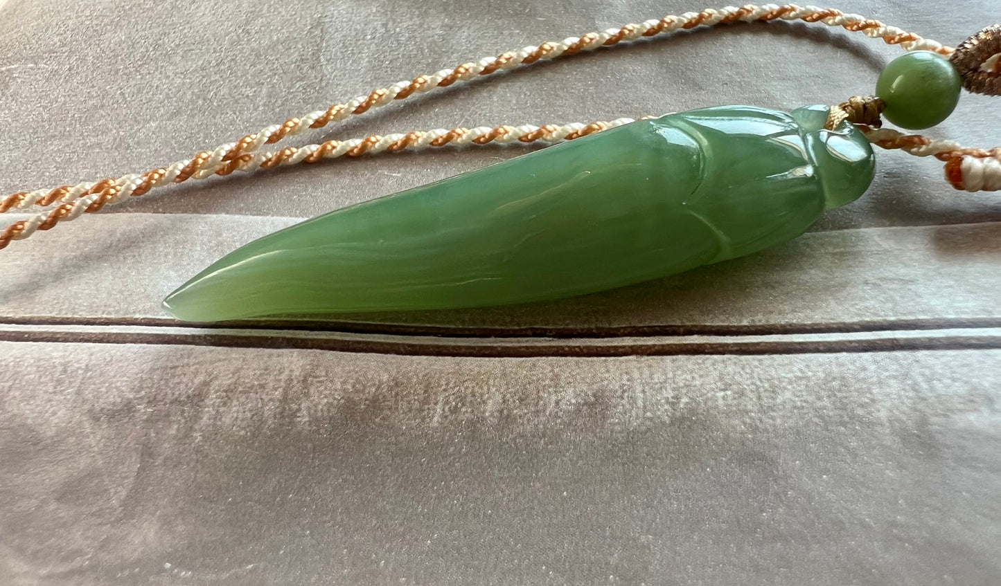 Certified natural nephrite green jade/Siberian bluish green nephrite carved pepper pendant necklace 天然俄料碧玉 粉青辣椒 吊坠 项链#1427 绿调粉青起莹光