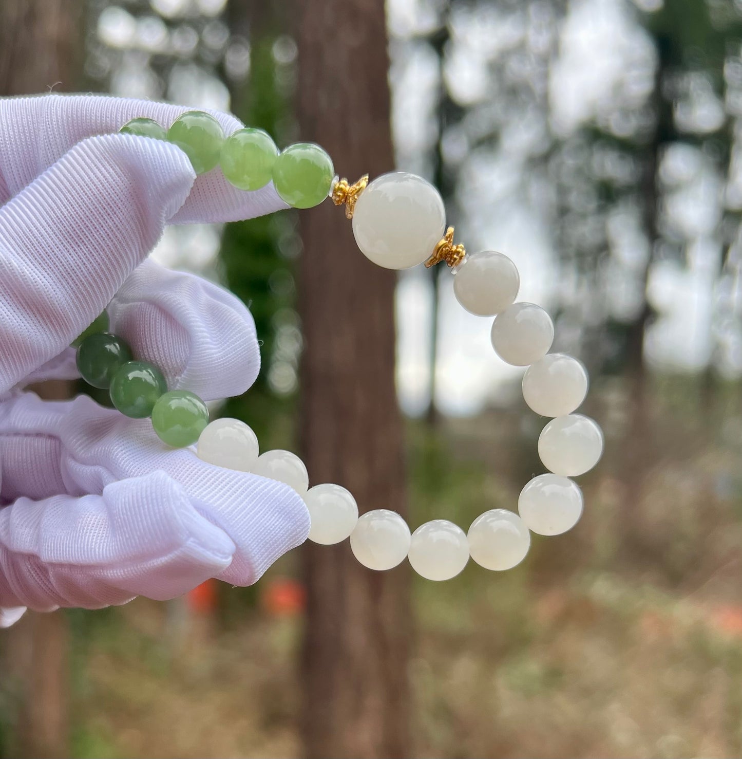Certified natural nephrite green jade/Siberian green nephrite and Qinghai white nephrite bracelet /天然 俄料碧玉青海白玉手串 #0023 搭配青海白玉单珠
