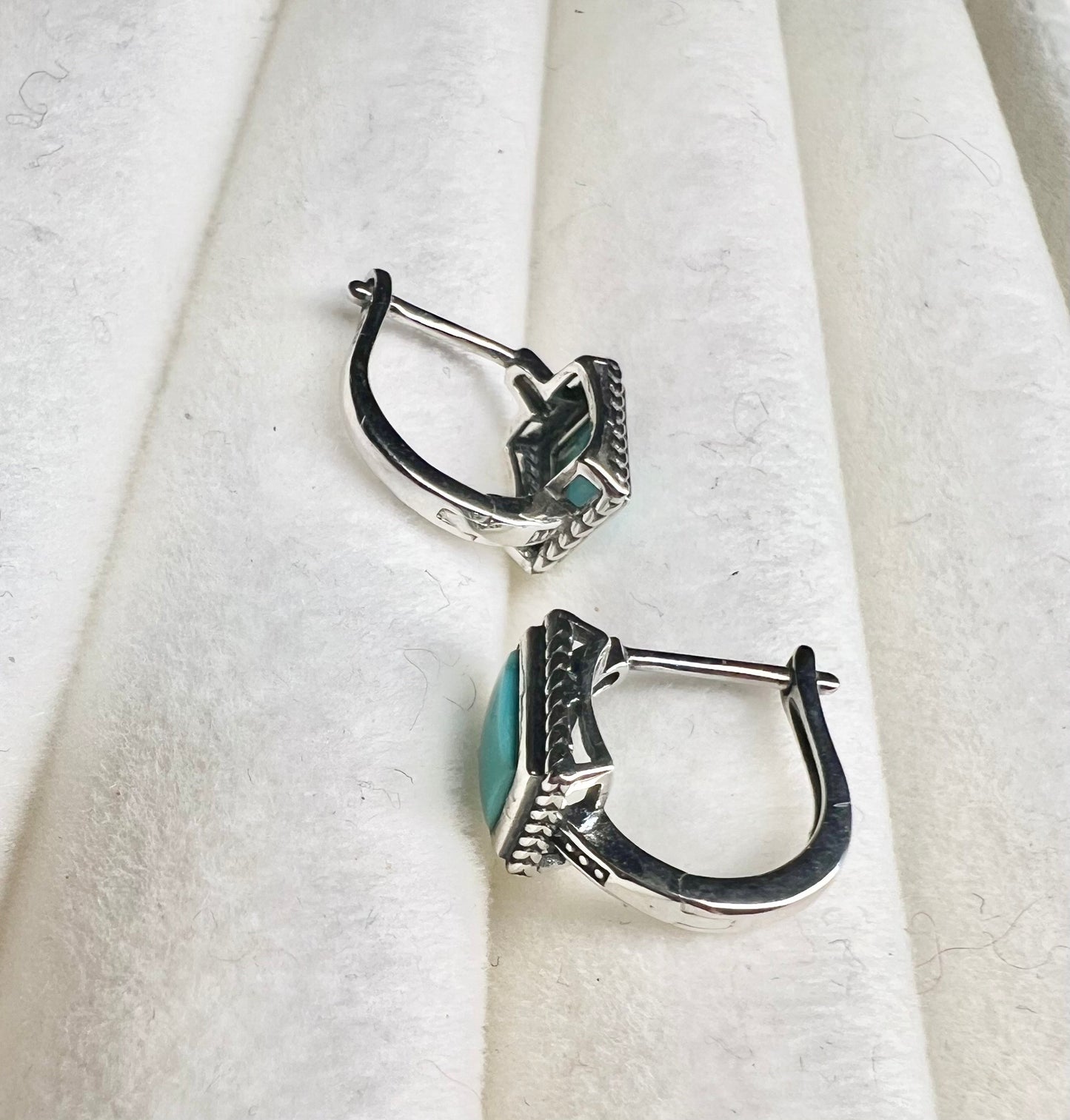Certified Natural Hubei turquoise earrings /High porcelain blue turquoise/ latch earrings all-over silver/rectangle 天然湖北原矿绿松耳扣 高瓷蓝无优化 通体银
