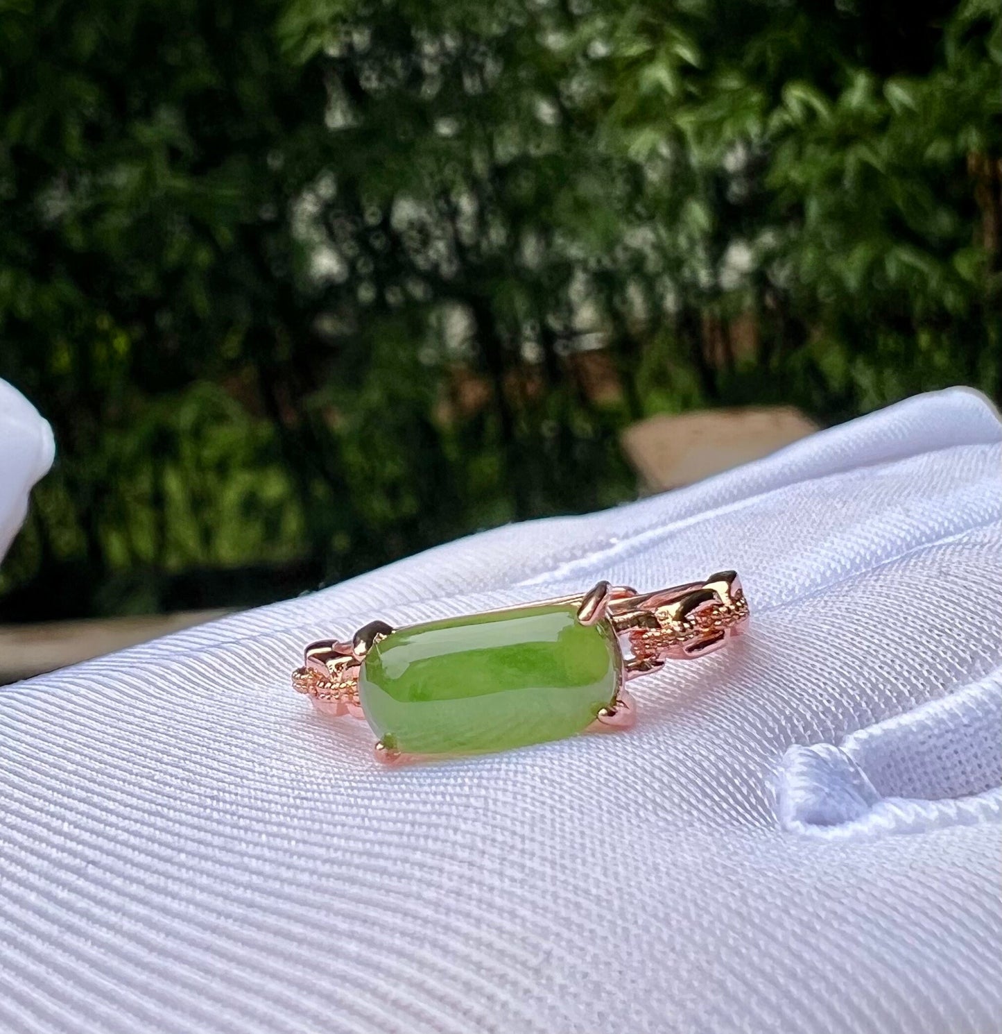 Certified Hetian jade Siberian green Nephrite ring Sterling Silver ring/rectangle shape bright green nephrite ring 天然精品俄料碧玉 纯银包镶 戒指/指