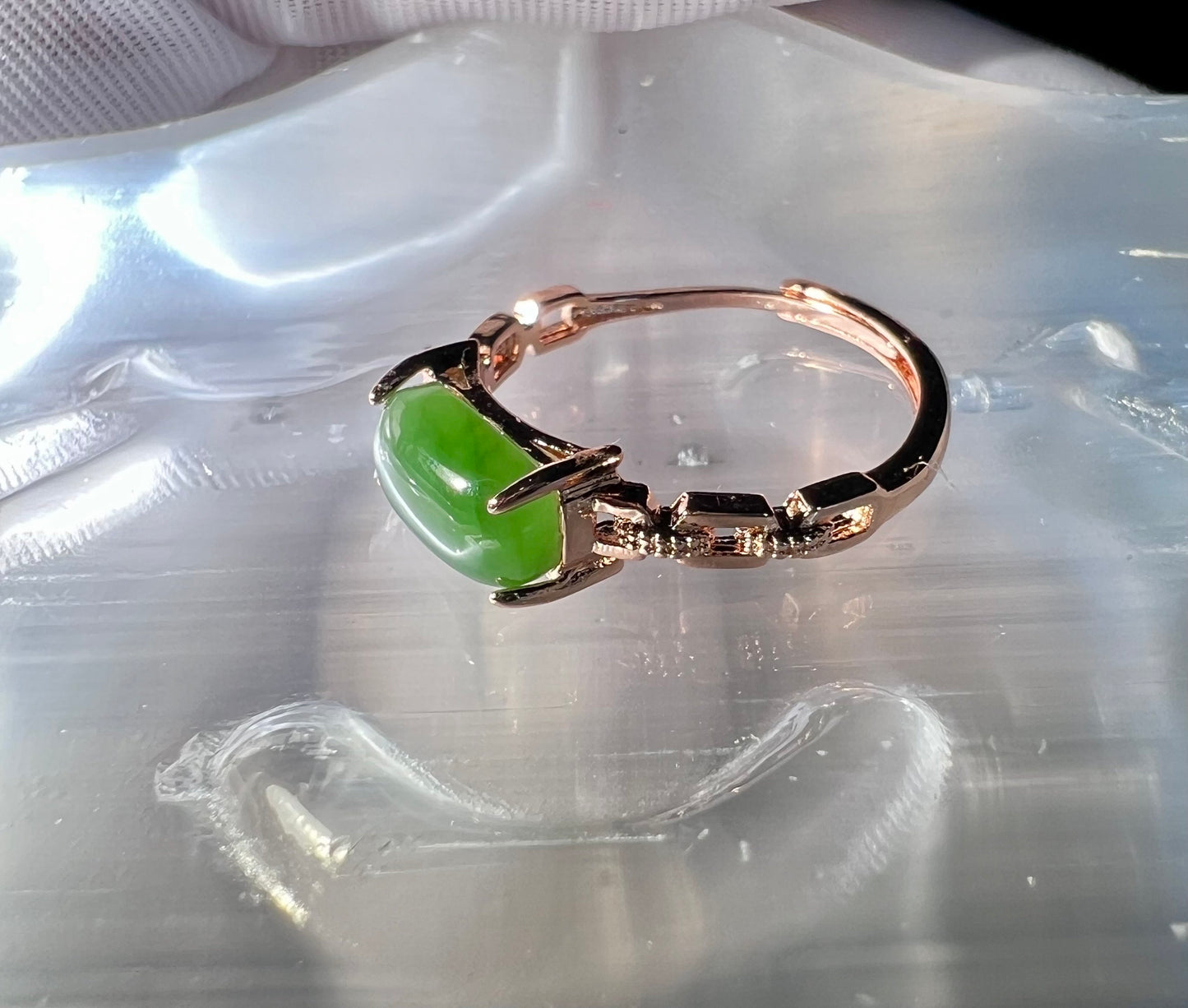 Certified Hetian jade Siberian green Nephrite ring Sterling Silver ring/rectangle shape bright green nephrite ring 天然精品俄料碧玉 纯银包镶 戒指/指