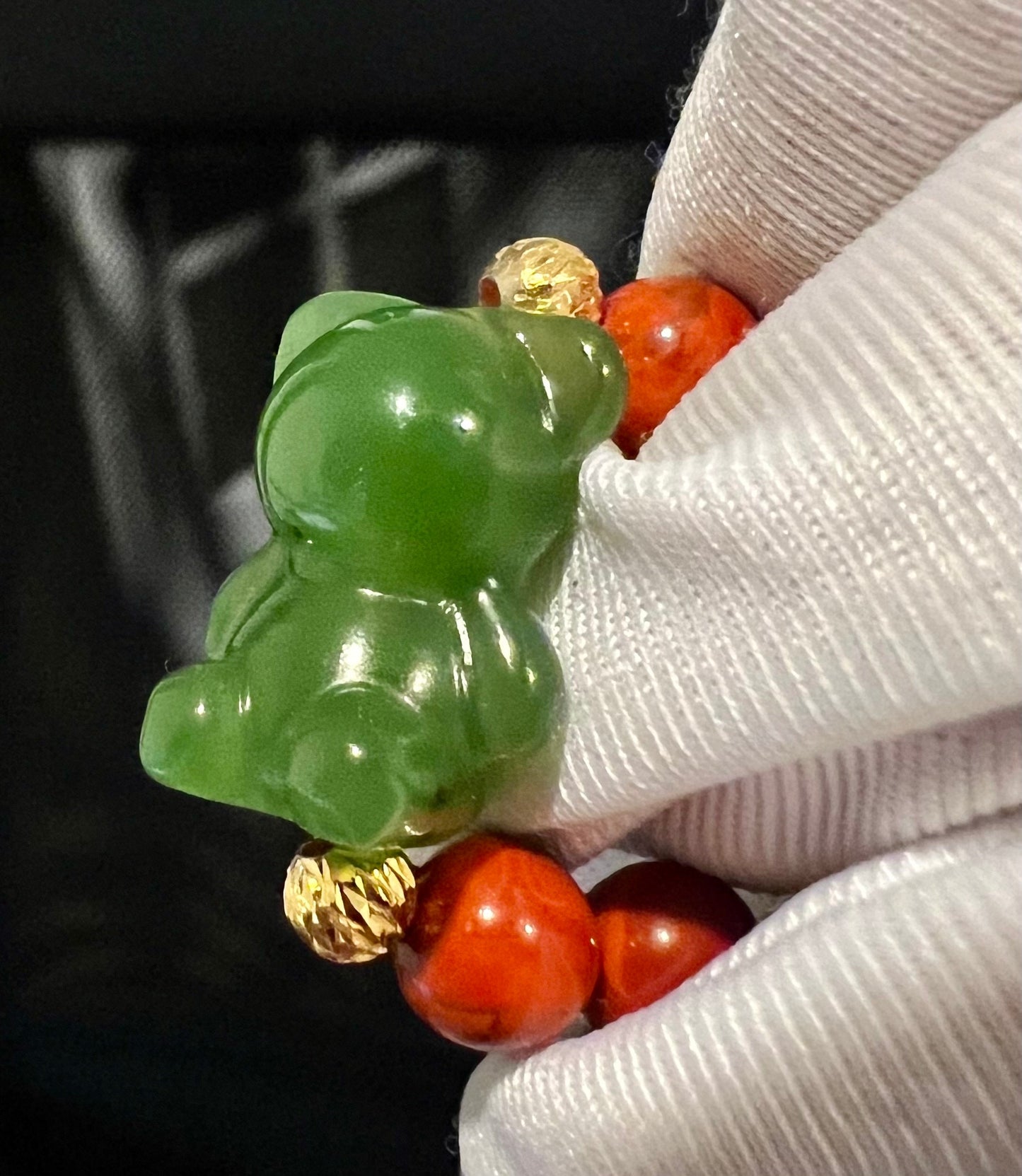 Certified Natural Siberian green nephrite bear and Nanhong agate beads bracelet /double wrap Bracelet, South red agate/ 天然精品俄碧玉小熊配满色肉南红手串