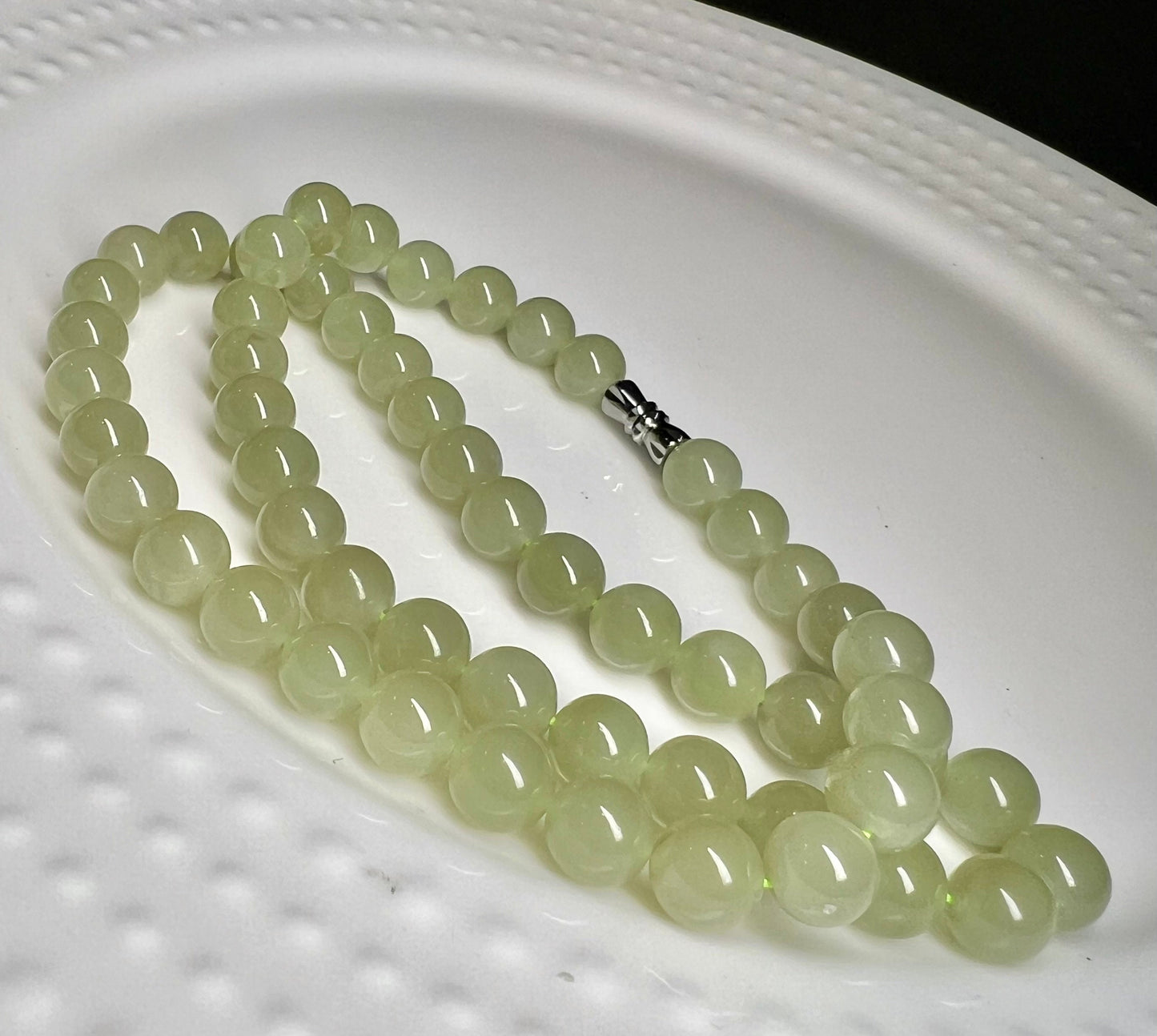 Certified Natural old mine Hetian jade nephrite necklace/light green color necklace 青海老料和田玉 带翠浅晴水 项链 剥皮葡萄肉 #4177 起胶起荧光