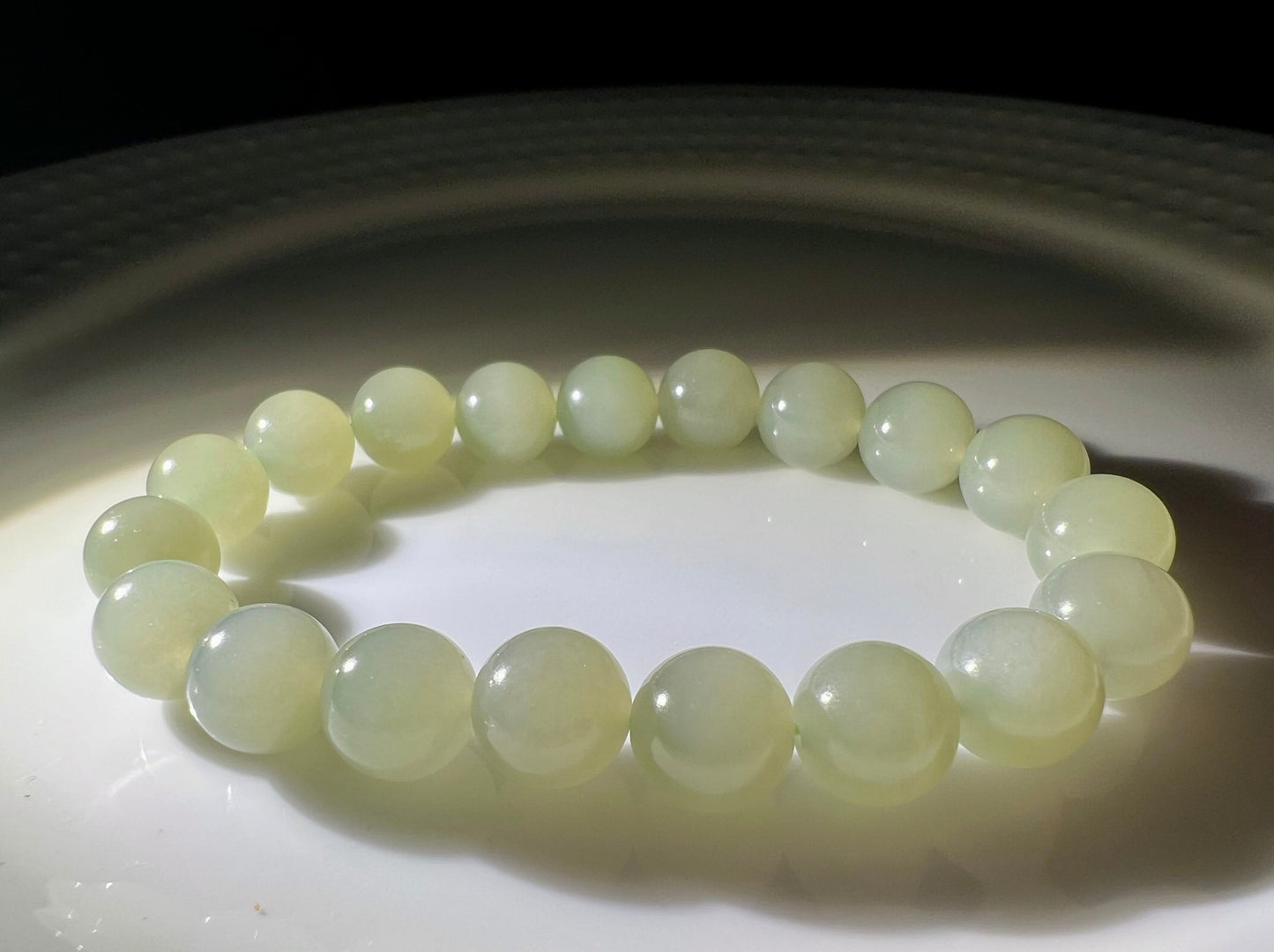 High quality Certified Natural old mine Hetian jade nephrite Bracelet/green grape color bracelet 野牛沟老坑和田玉 冰晴水 青提色 葡萄肉 冰润起荧光带猫眼#3484