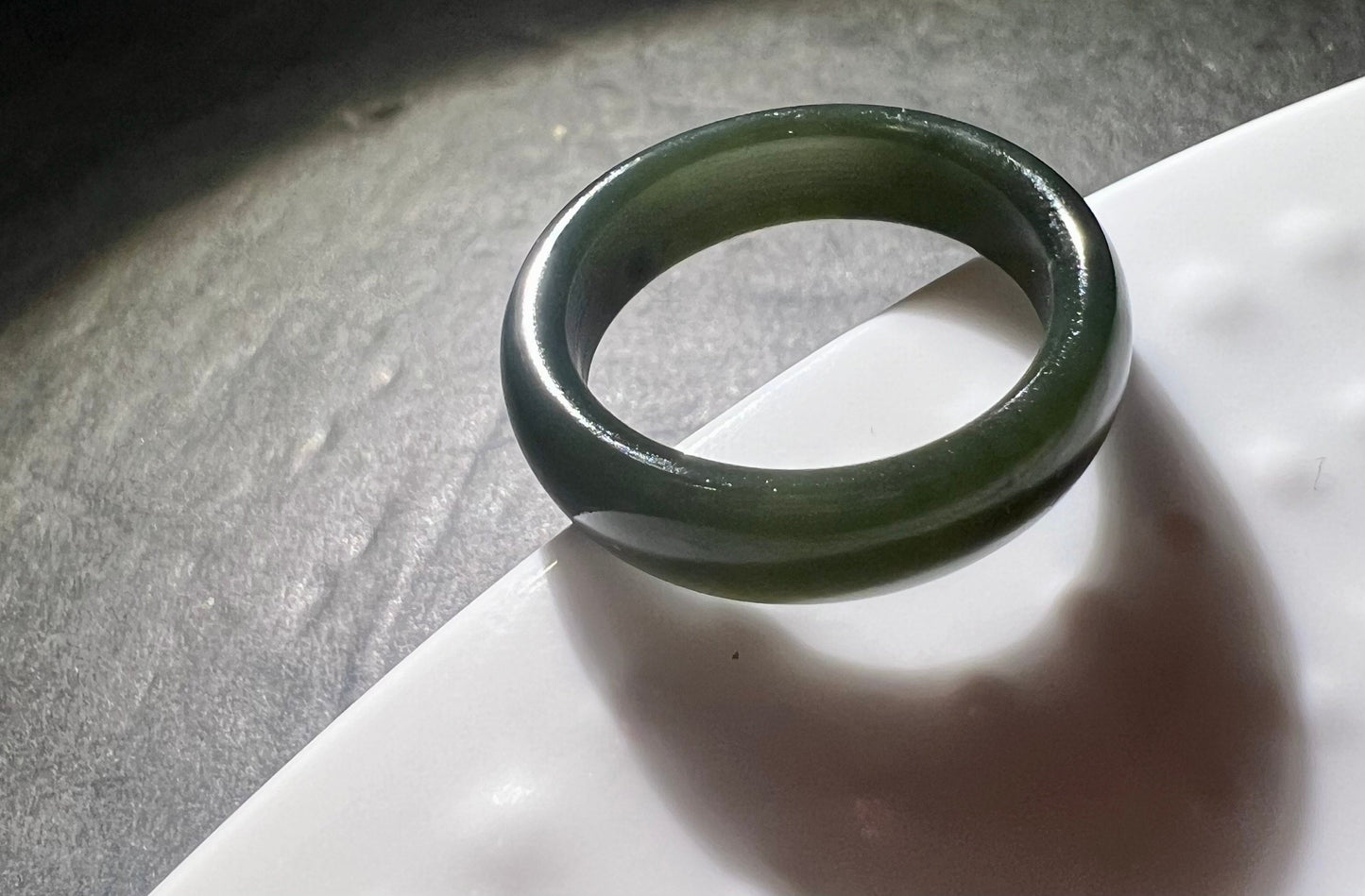 Certified Hetian jade Qiemo dark green Nephrite ring Hetian nephrite band ring 且末料和田玉戒圈 青玉指环 扳指 青玉玉轮胎圈戒指 #0752