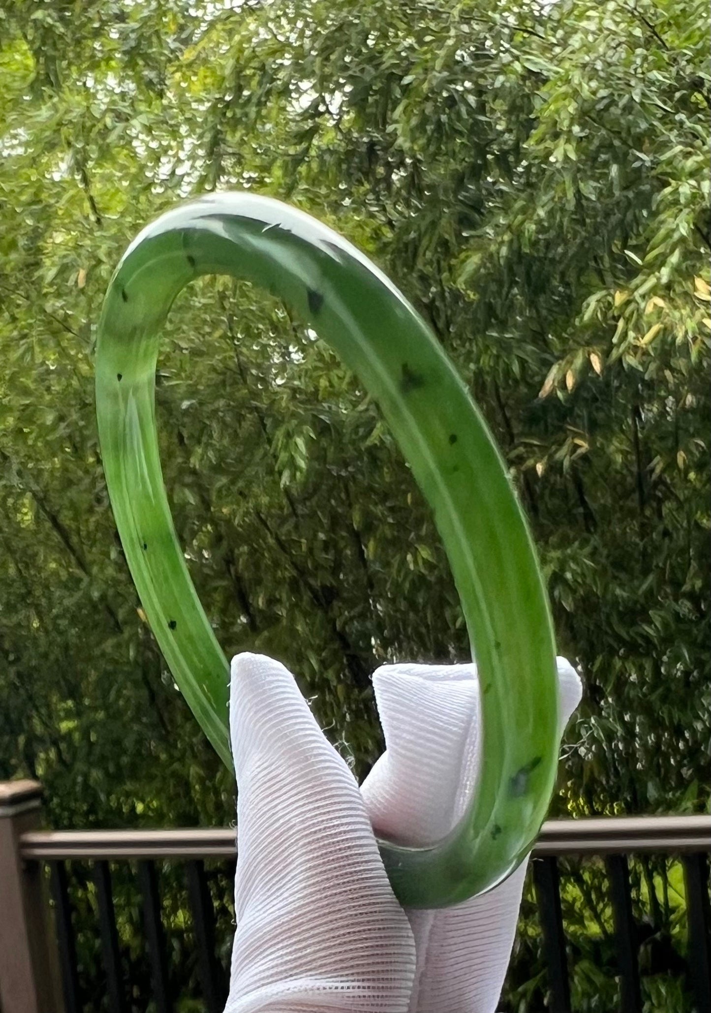 55.5mm Certified Natural hetian jade Siberian green nephrite Bangle/oily green nephrite 天然俄料碧玉和田玉 正阳绿碧玉手镯 美人条 叮当镯 冰润 #0119