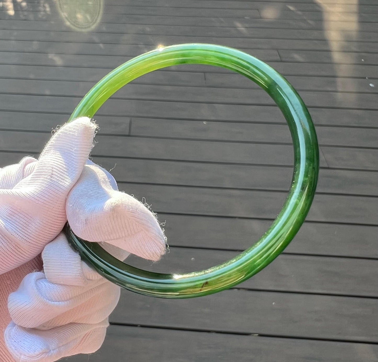 59.9mm Certified Natural hetian jade Siberian green nephrite Bangle/icy bright oily green nephrite 天然俄料碧玉和田玉 冰底阳绿碧玉手镯 美人条 叮当镯 冰润起荧光#5340