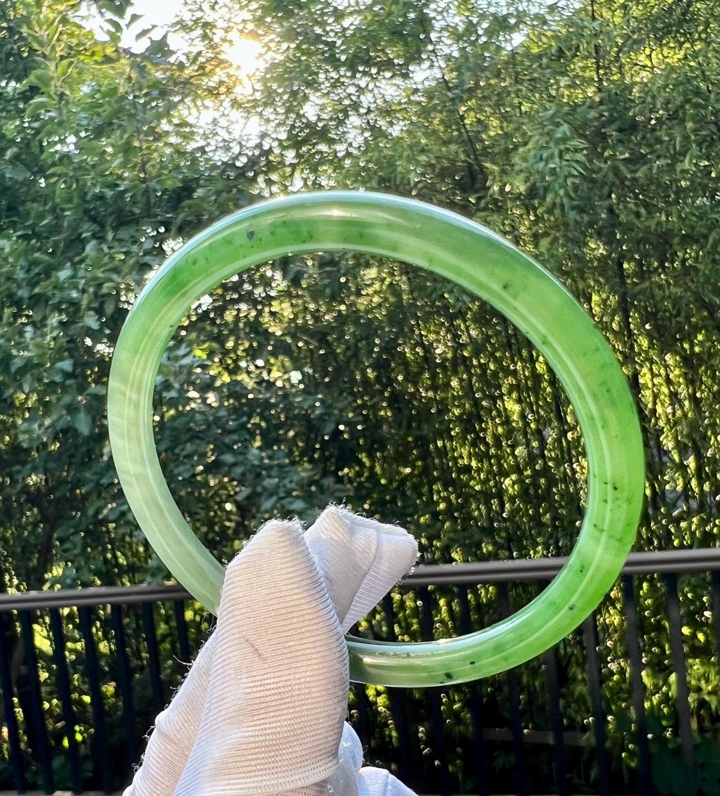 58.4mm Certified Natural hetian jade Siberian gradient green nephrite Bangle/oily green nephrite 天然俄料碧玉和田玉 白加绿碧玉手镯 美人条 叮当镯 冰润 #0110