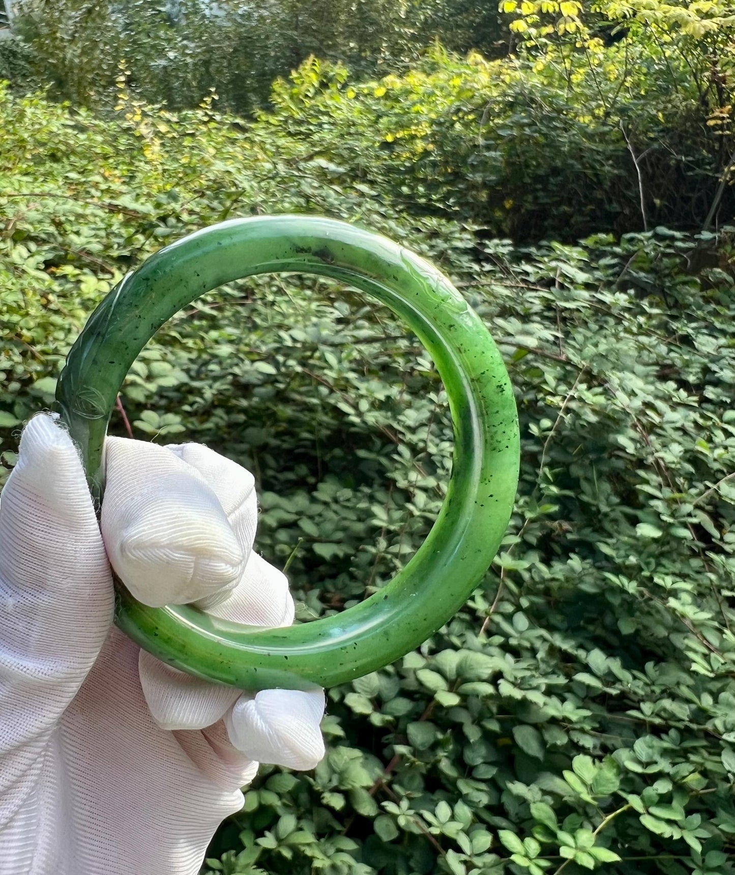 56.3mm Certified Natural hetian jade Siberian green nephrite Bangle/oily rich apple green nephrite 天然和田玉 俄料碧玉 浓郁苹果绿 正圈手镯 平安镯 细腻油润#4575