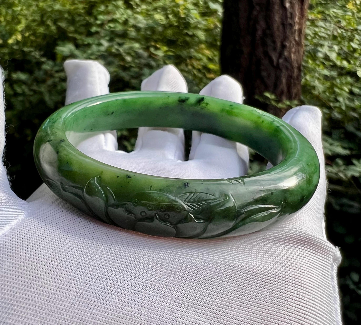 56.3mm Certified Natural hetian jade Siberian green nephrite Bangle/oily rich apple green nephrite 天然和田玉 俄料碧玉 浓郁苹果绿 正圈手镯 平安镯 细腻油润#4575