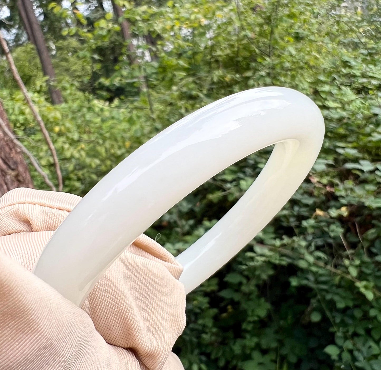 60.5mm Certified natural Hetian jade /Siberian old mine White Nephrite bangle bracelet/天然精品和田玉 俄料老矿白玉 手镯 胖圆条 油熟料#0381