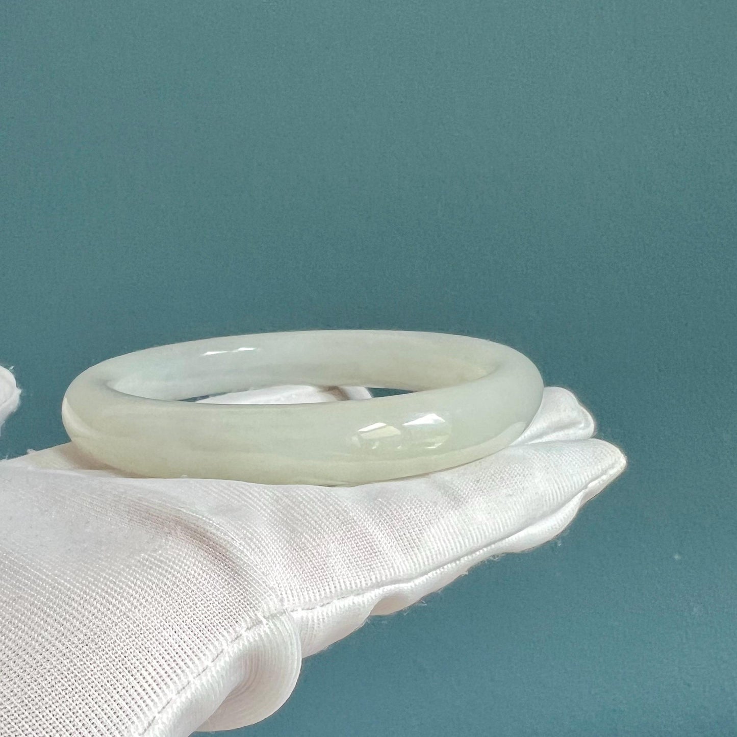 59mm Certified Natural hetian jade /Qinghai old mine White Nephrite bangle bracelet/天然精品和田玉 青海老矿白玉 手镯 平安镯 莹润胶糯#4961 荔枝白