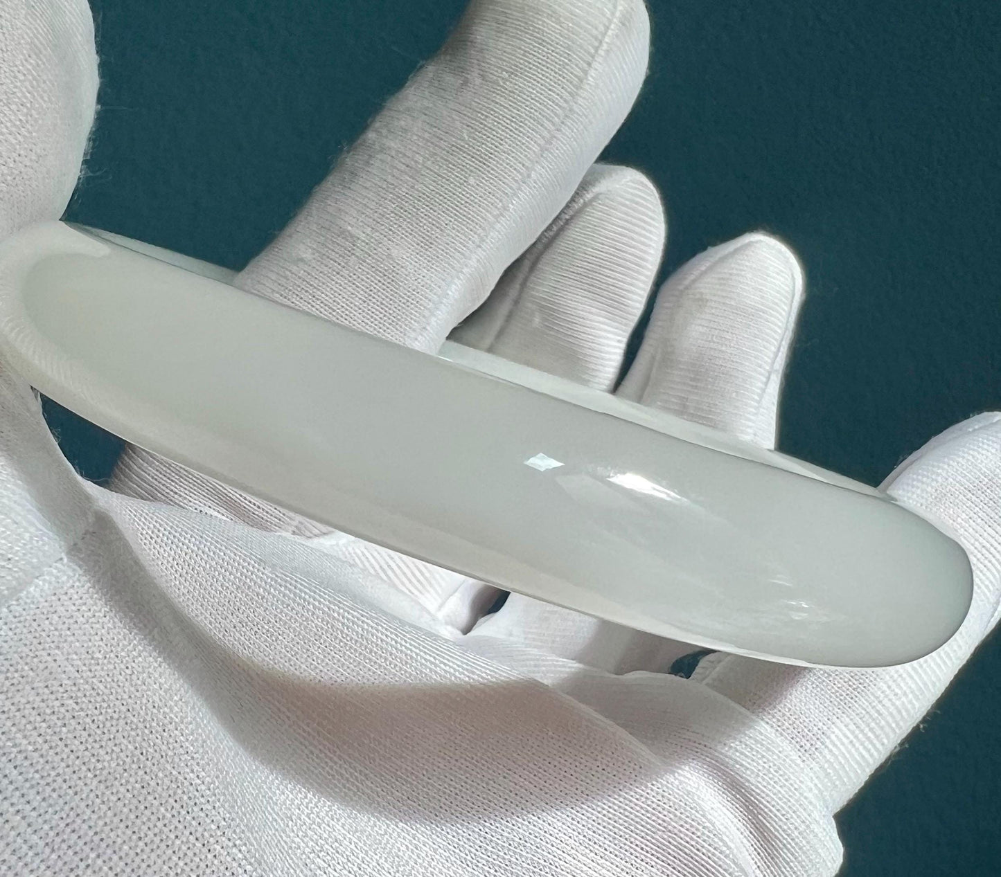 58.6mm Certified Natural hetian jade /Qinghai old mine White Nephrite bangle bracelet/天然精品和田玉 青海老矿白玉 正圈手镯 平安镯 冰白起莹光#4960