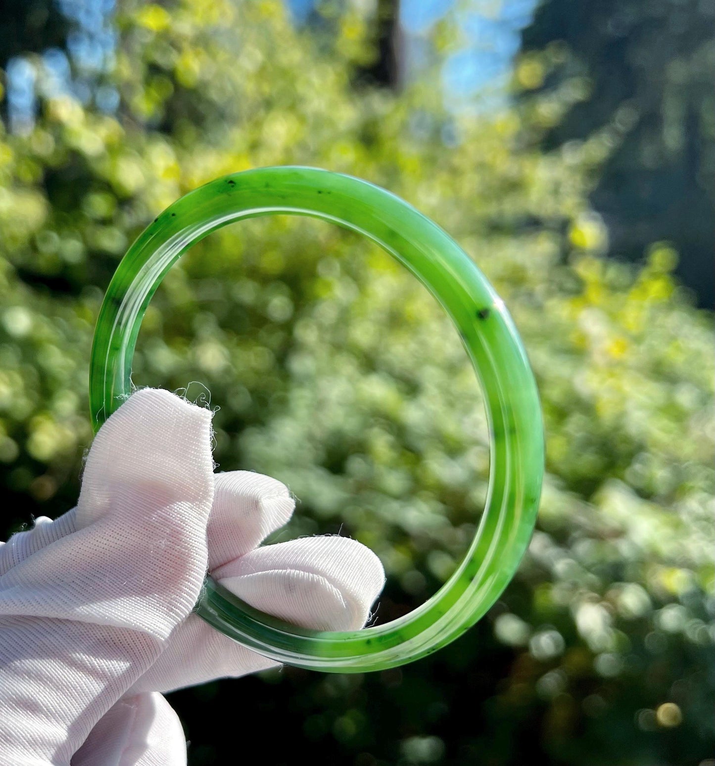 58.4mm Certified Natural hetian jade Siberian green nephrite Bangle/oily green nephrite 天然俄料碧玉和田玉 果阳绿碧玉手镯 美人条 叮当镯 冰润 #0142