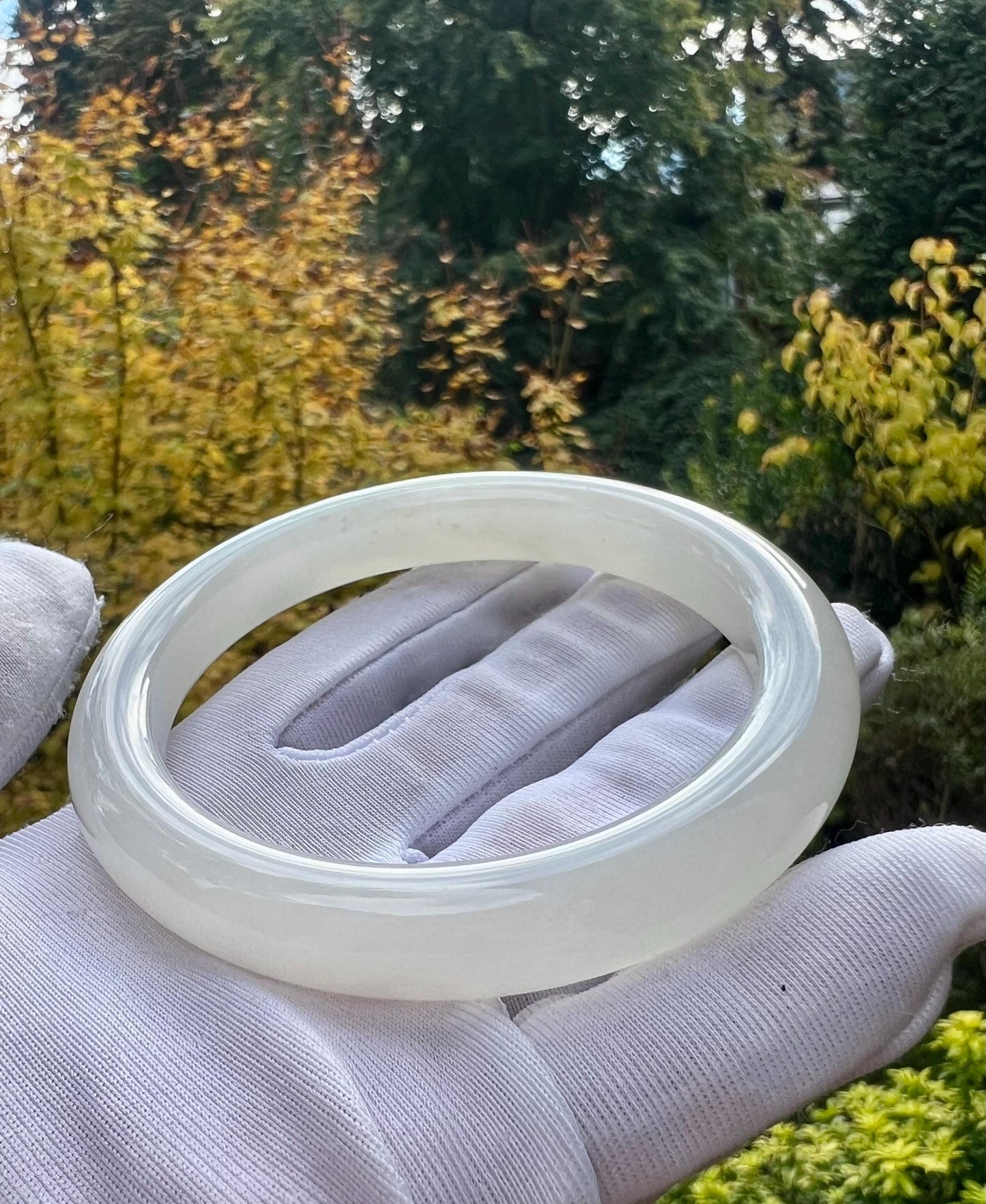 58.6mm Certified Natural hetian jade /Qinghai old mine White Nephrite bangle bracelet/天然精品和田玉 青海老矿白玉 正圈手镯 平安镯 冰白起莹光#4960