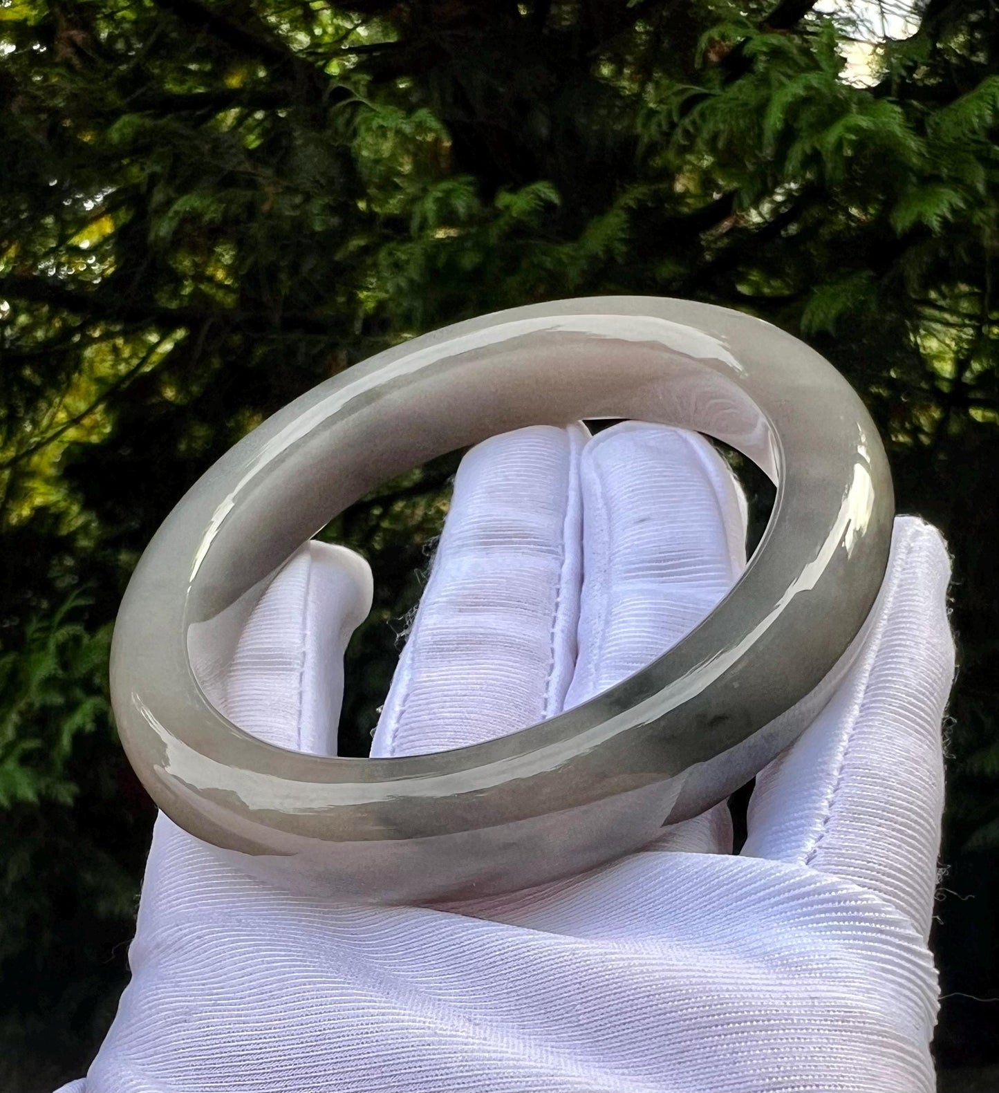 57mm Certified Natural hetian jade Qinghai old mine purple nephrite bangle /bracelet 紫气东来 天然青海老矿和田玉正圈手镯 平安镯 油糯烟紫玉 藕紫葡萄紫俏色 老熟料#0646 意境烟紫