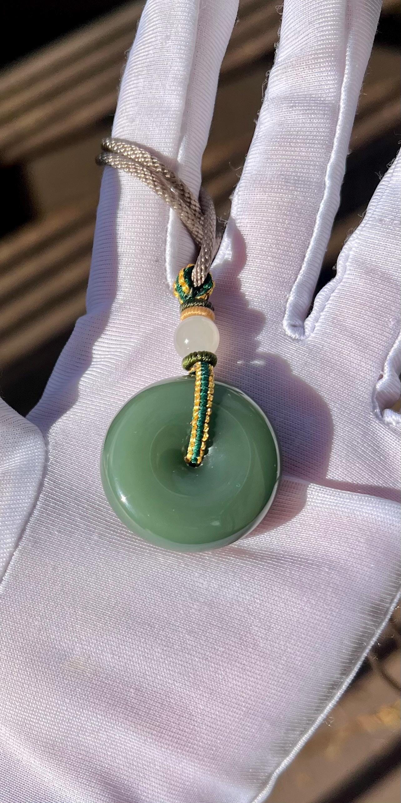 Certified Natural hetian jade/Siberian green Nephrite donut pendant/Duck egg blue circle safety pendant天然精品和田玉 俄料碧玉平安扣 粉青/鸭蛋青 面包扣 吊坠项链#7721