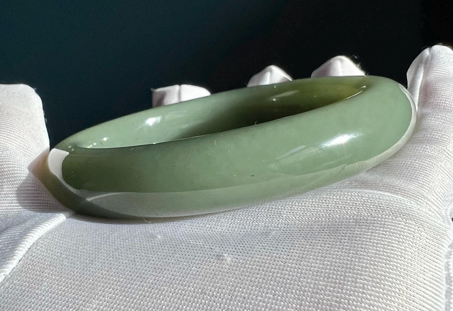 60.8mm Certified natural hetian jade /greenish blue Nephrite bangle/ bracelet/天然精品和田玉 且末青玉手镯 蓝青玉正圈手镯 平安镯 细料#1418