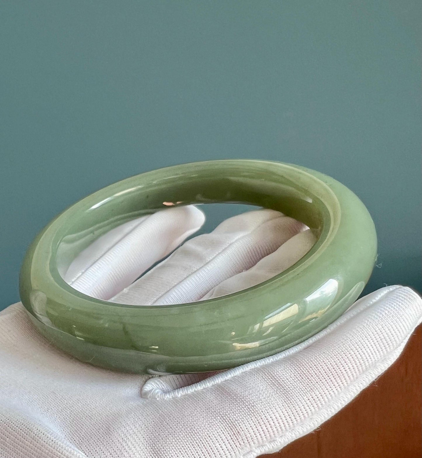 60.8mm Certified natural hetian jade /greenish blue Nephrite bangle/ bracelet/天然精品和田玉 且末青玉手镯 蓝青玉正圈手镯 平安镯 细料#1418