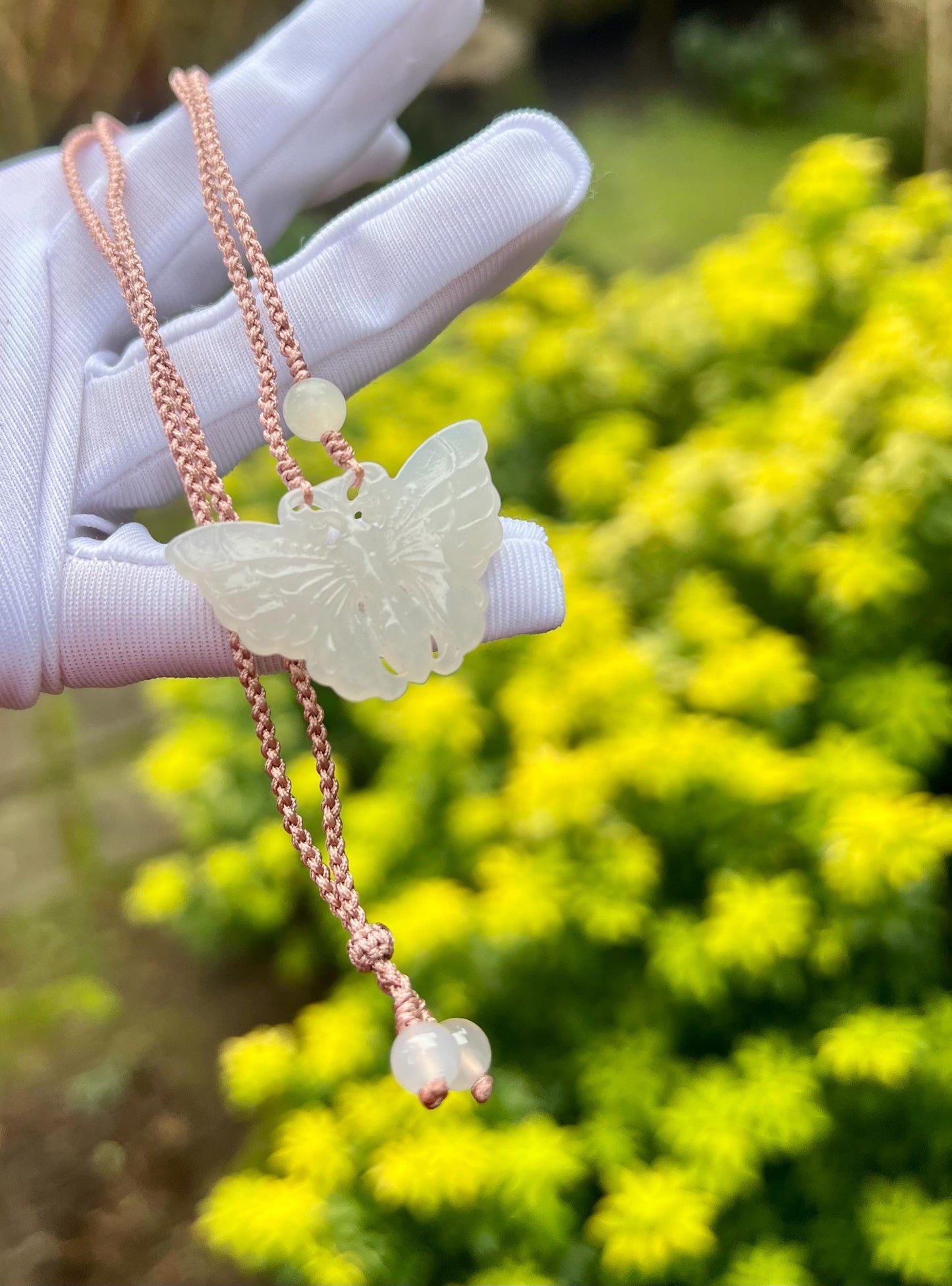 Certified Natural hetian jade Qinghai icy Nephrite 3D Carved butterfly /white nephrite butterfly pendant necklace天然和田玉青海白玉/粉白立体雕刻蝴蝶吊坠#0215