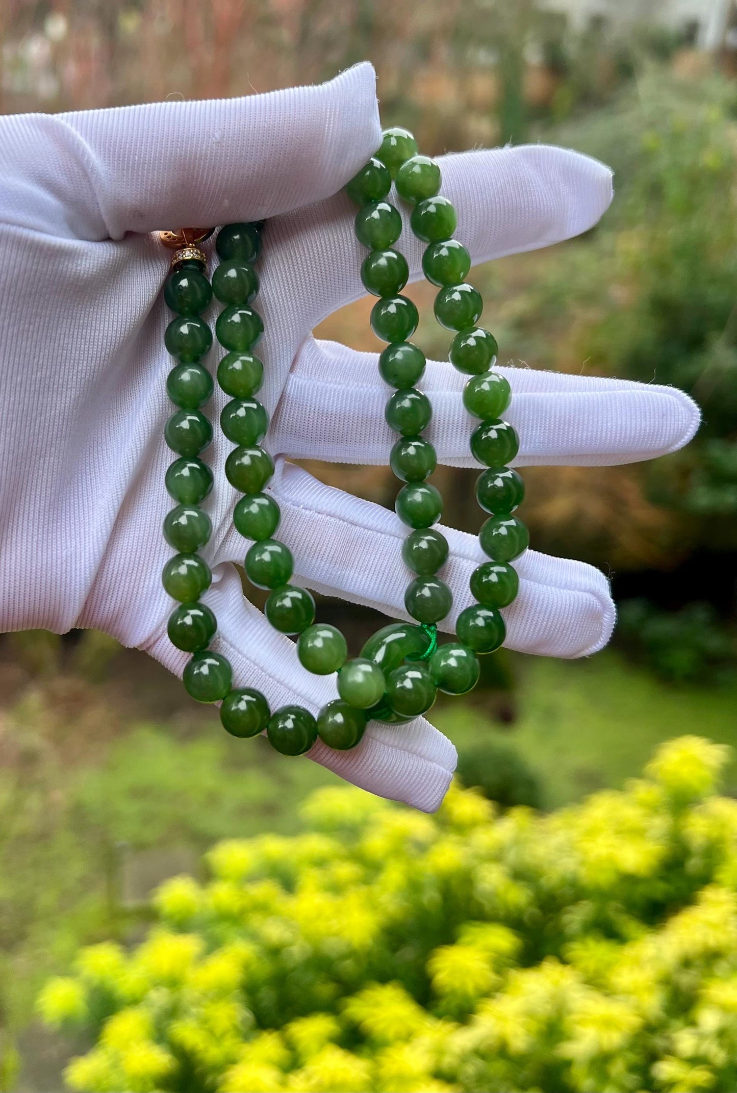 Certified natural hetian Jade Siberian green nephrite necklace /rich green color/green nephrite donut 天然和田玉 俄料碧玉项链 阳绿起莹光 #3491 碧玉甜甜圈