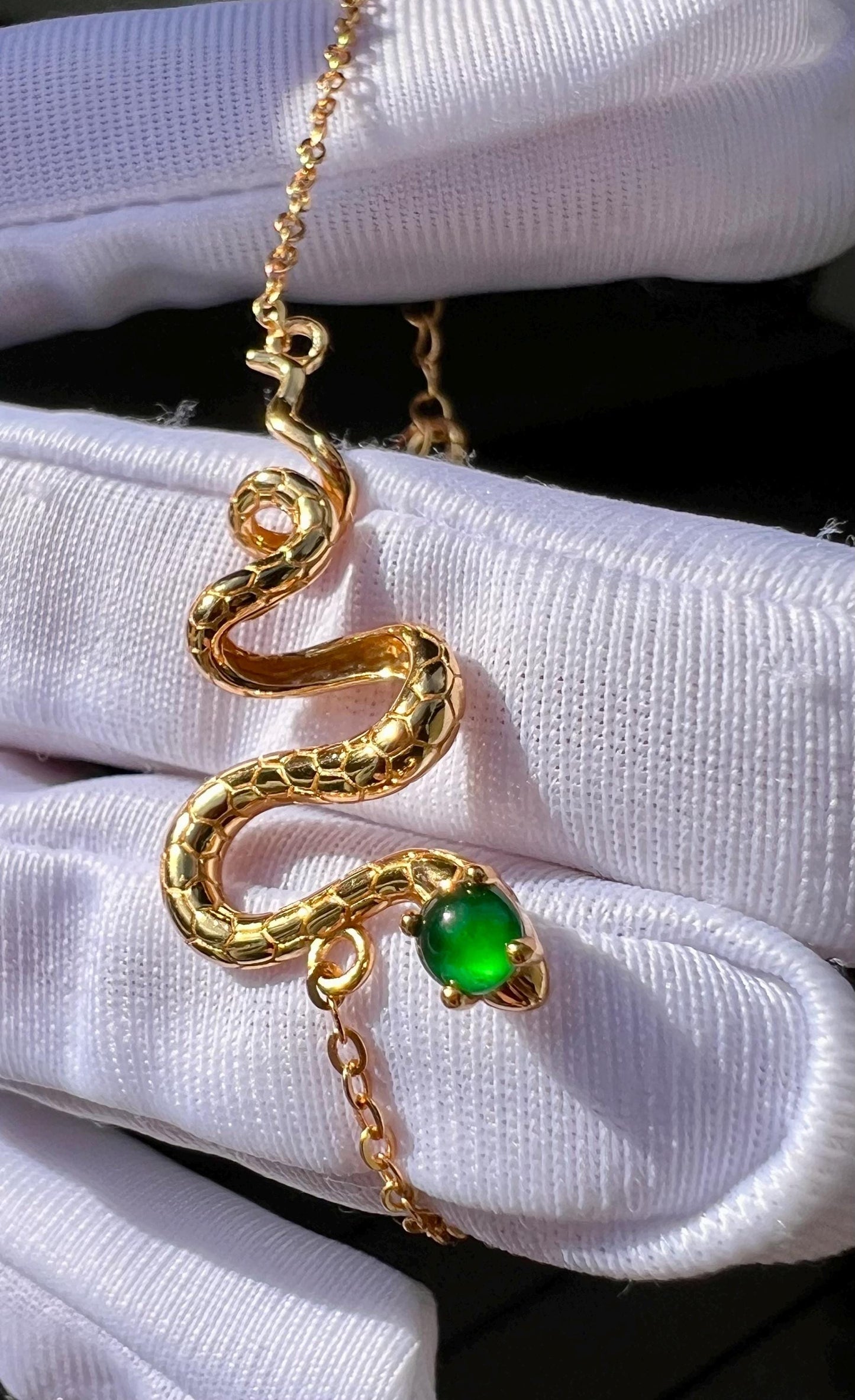 Certified natural Guatemala Grade A Jade/ icy green Jadiete sterling silver /snake shaped bracelet 天然A货危料翡翠 满绿 手链 蛇形纯银 手链 #0397