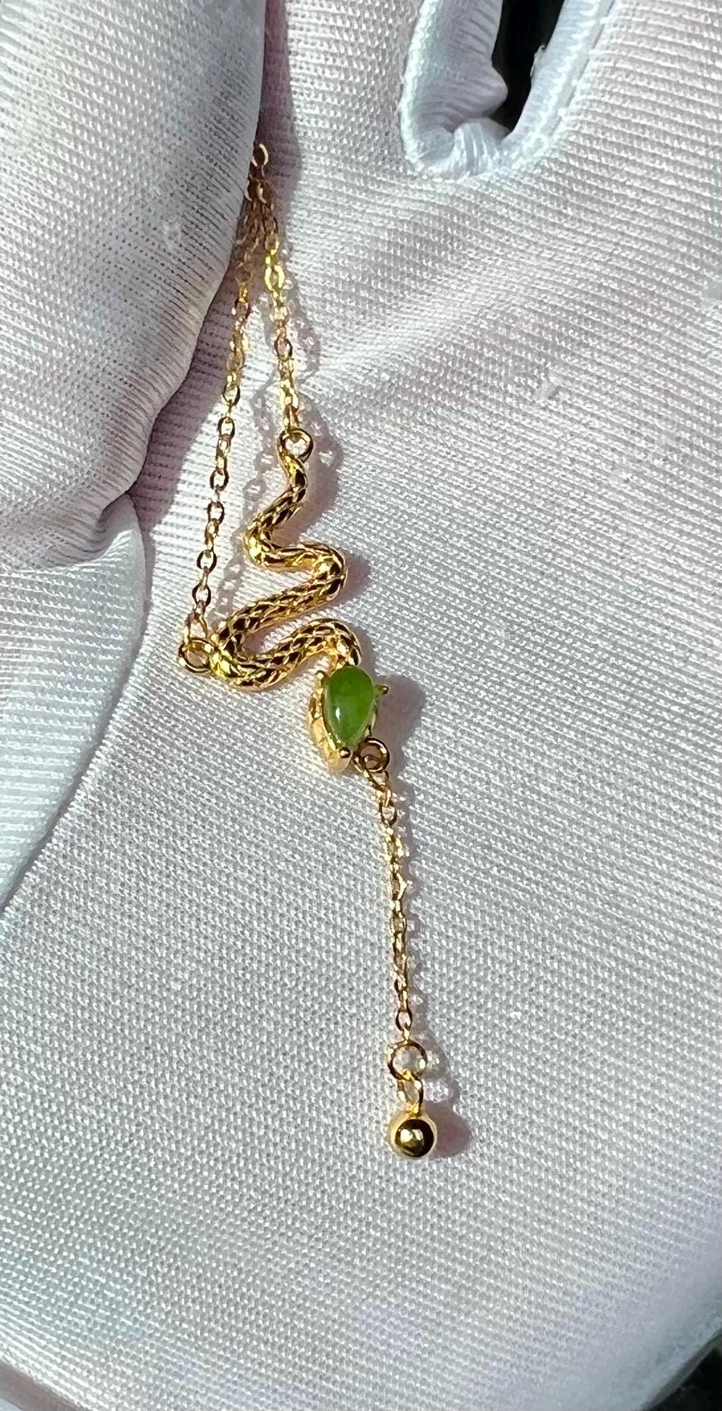 Certified natural nephrite green jade/ sterling silver snake shaped necklace 天然软玉 碧玉果阳绿 镶嵌 项链 蛇形纯银 项链 #0395