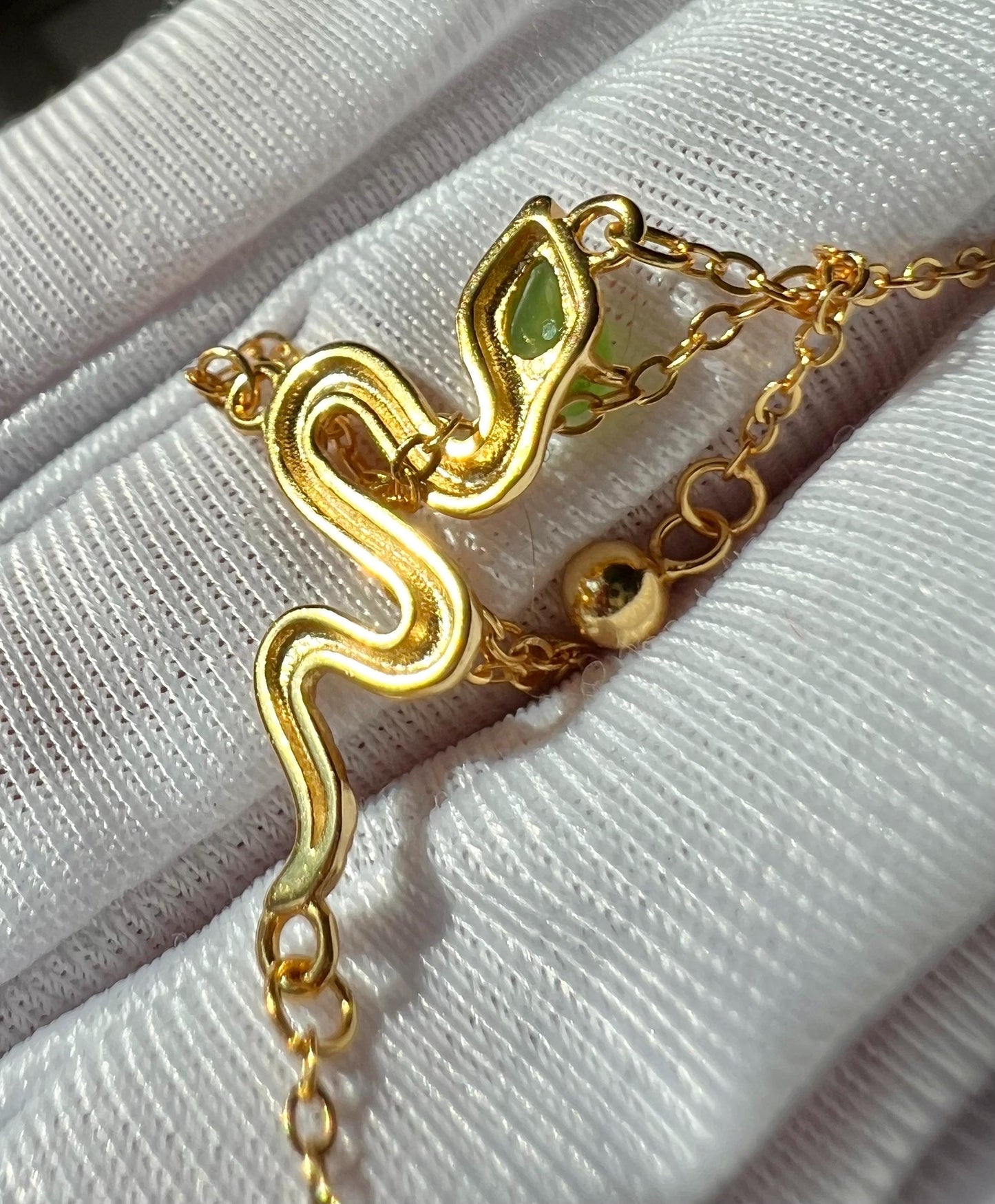 Certified natural nephrite green jade/ sterling silver snake shaped necklace 天然软玉 碧玉果阳绿 镶嵌 项链 蛇形纯银 项链 #0395