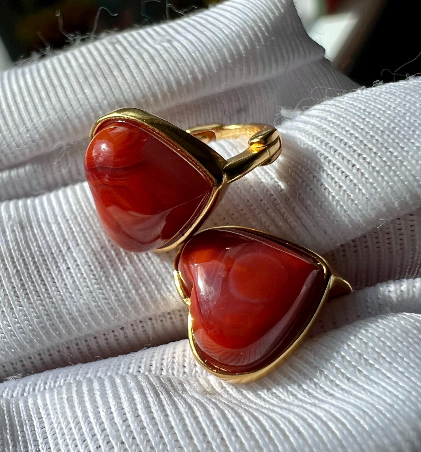 Certified natural Sichuan Nanhong agate earrings/Southern Red Agate heart shaped earrings/sterling silver天然精品川料南红耳环/纯银镶嵌#0081 爱心耳扣/近满红
