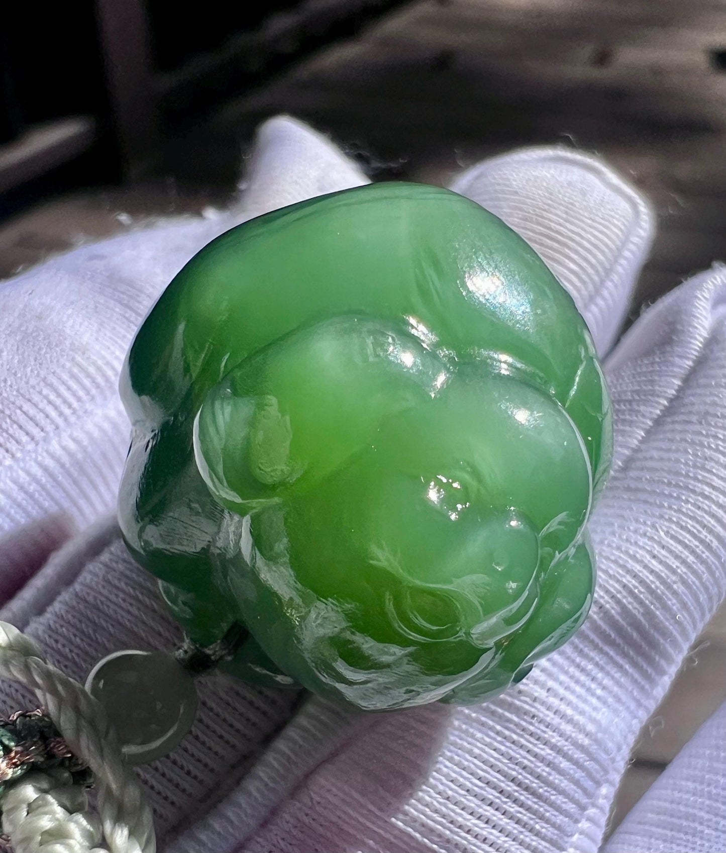 Certified natural Siberian nephrite green jade/ green nephrite carved piggy pendant necklace/chatoyant green nephrite天然碧玉 猫眼小猪吊坠 项链#7432