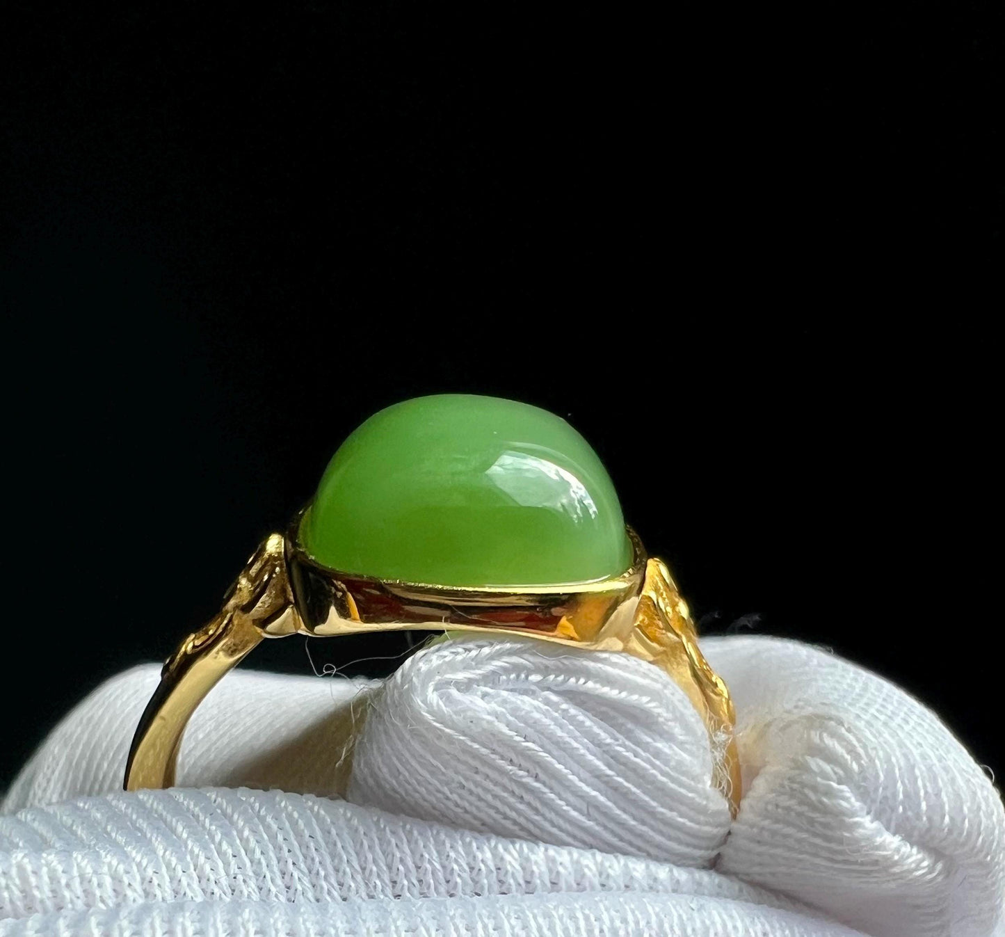 Certified natural nephrite green jade ring Sterling Silver ring/square shaped green nephrite 天然碧玉 果阳绿 起胶起荧光 纯银镶戒指/指环#0289