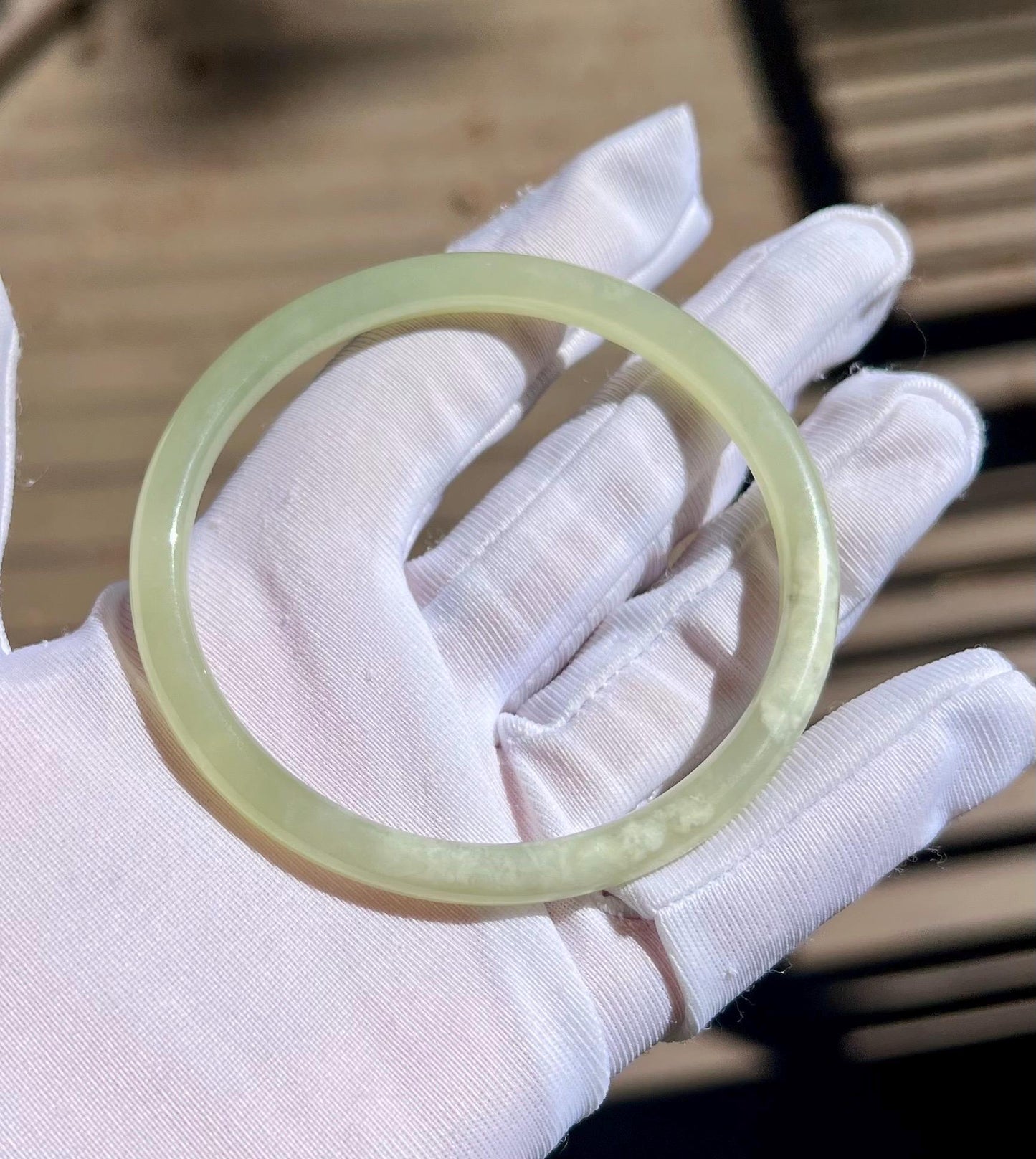 57.7mm Certified natural icy light green nephrite Bangle/Qingshui nephrite dangling bangle 天然软玉 白冰晴水 细圆条手镯 叮当镯 冰润起莹光 #0801