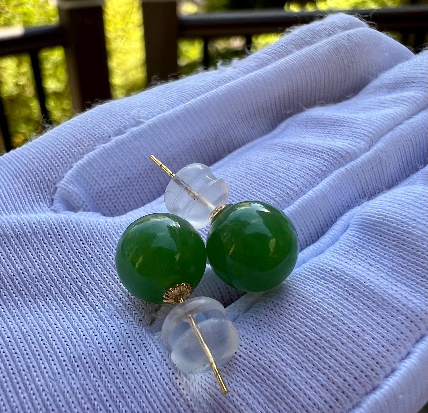 8mm Certified natural nephrite green jade/ green Nephrite ball stud earrings/Jade earrings/gold 18k天然碧玉圆珠耳钉 阳绿 高品质无黑点/18k金#9170