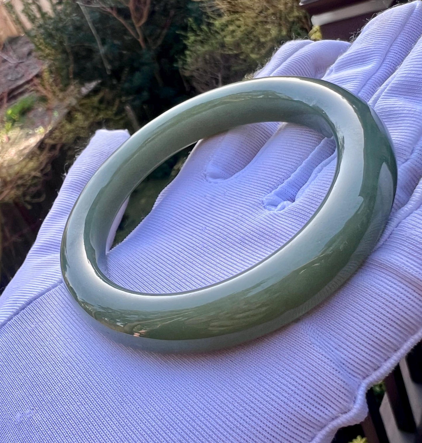 54.8mm Certified natural nephrite bracelet/greenish blue Nephrite bangle/天然软玉 青玉手镯 蓝青玉带糖 正圈手镯 平安镯 #0792 油润