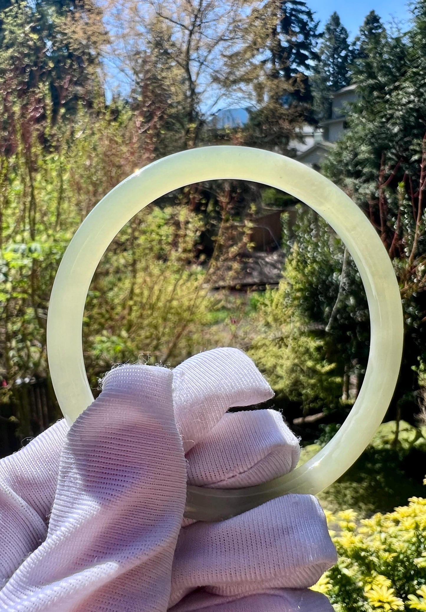57.7mm Certified natural icy light green nephrite Bangle/Qingshui nephrite dangling bangle 天然软玉 白冰晴水 细圆条手镯 叮当镯 冰润起莹光 #0801