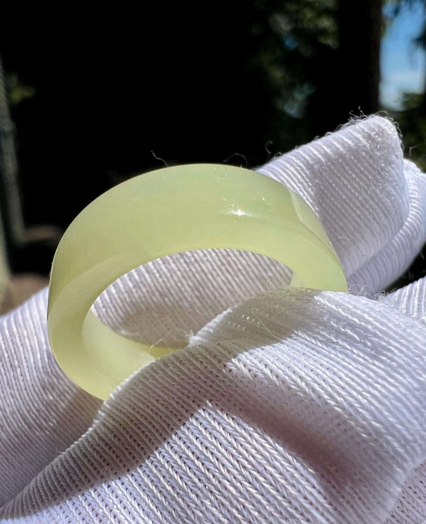 15.1mm Certified natural jade Qinghai greenish yellow nephrite ring/nephrite pinky ring 天然软玉 青海黄口料带翠调 戒指 指环 细糯润 尾戒#7261 直切戒圈 US size4 1/4
