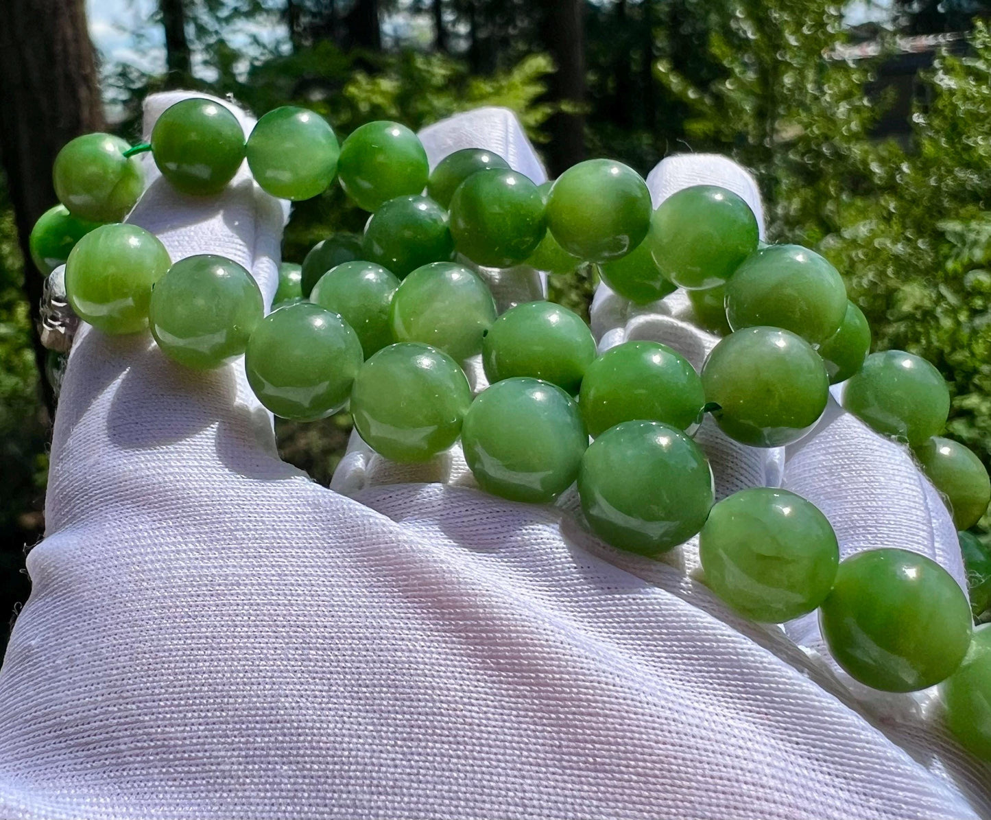 9.5mm Certified natural nephrite green jade/ green nephrite necklace 天然碧玉项链 白加绿 冰底起胶 无黑点#4445