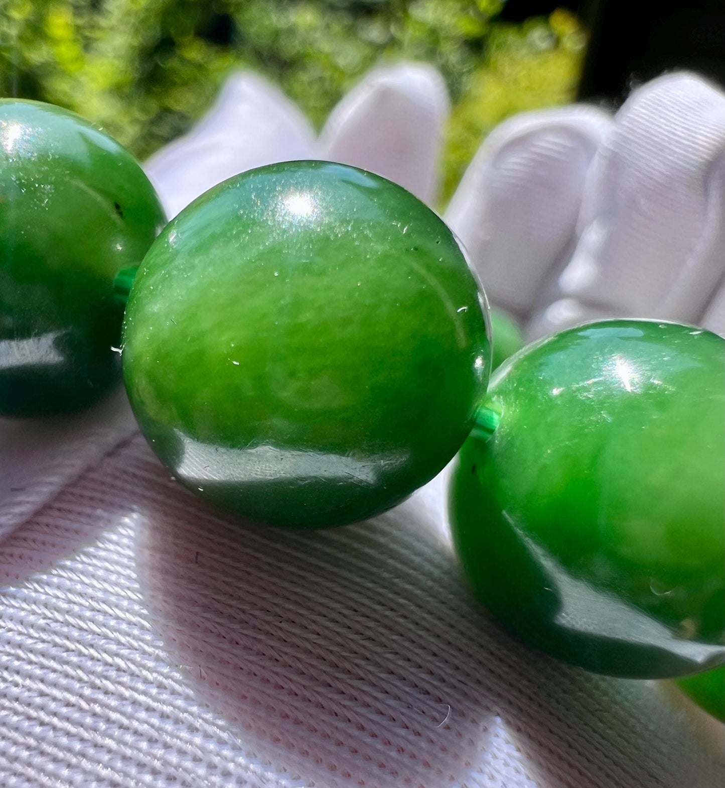 12.7mm+ Certified natural nephrite green jade/Siberian Gradient green nephrite Bracelet/ rich green nephrite/天然俄料碧玉手串 白加绿 色浓油润 #4589