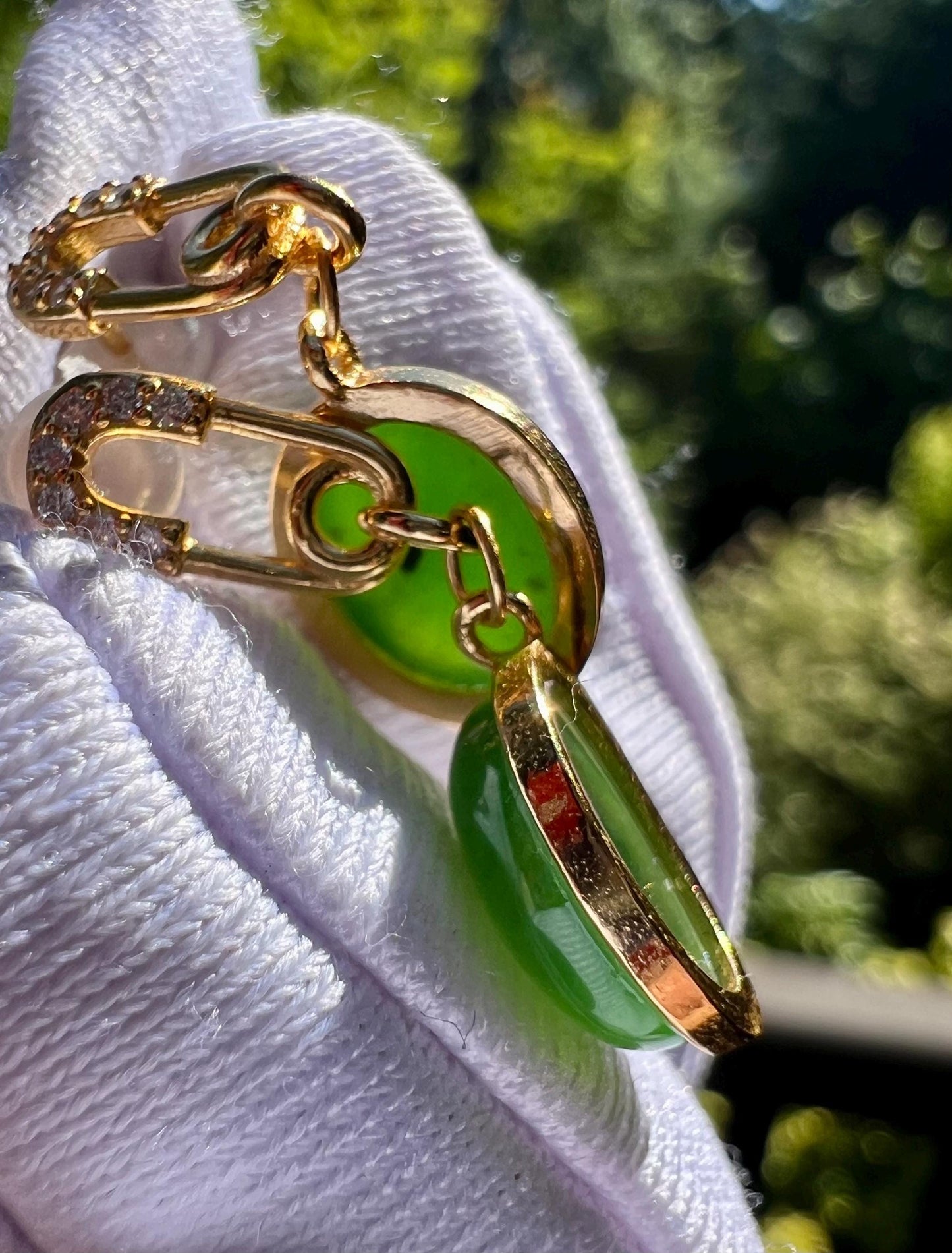 Certified natural nephrite green jade/green nephrite oval shaped earrings/S925 drop earrings/stud earrings 天然碧玉蛋面耳环 耳坠 纯银耳钉#0073 辣绿
